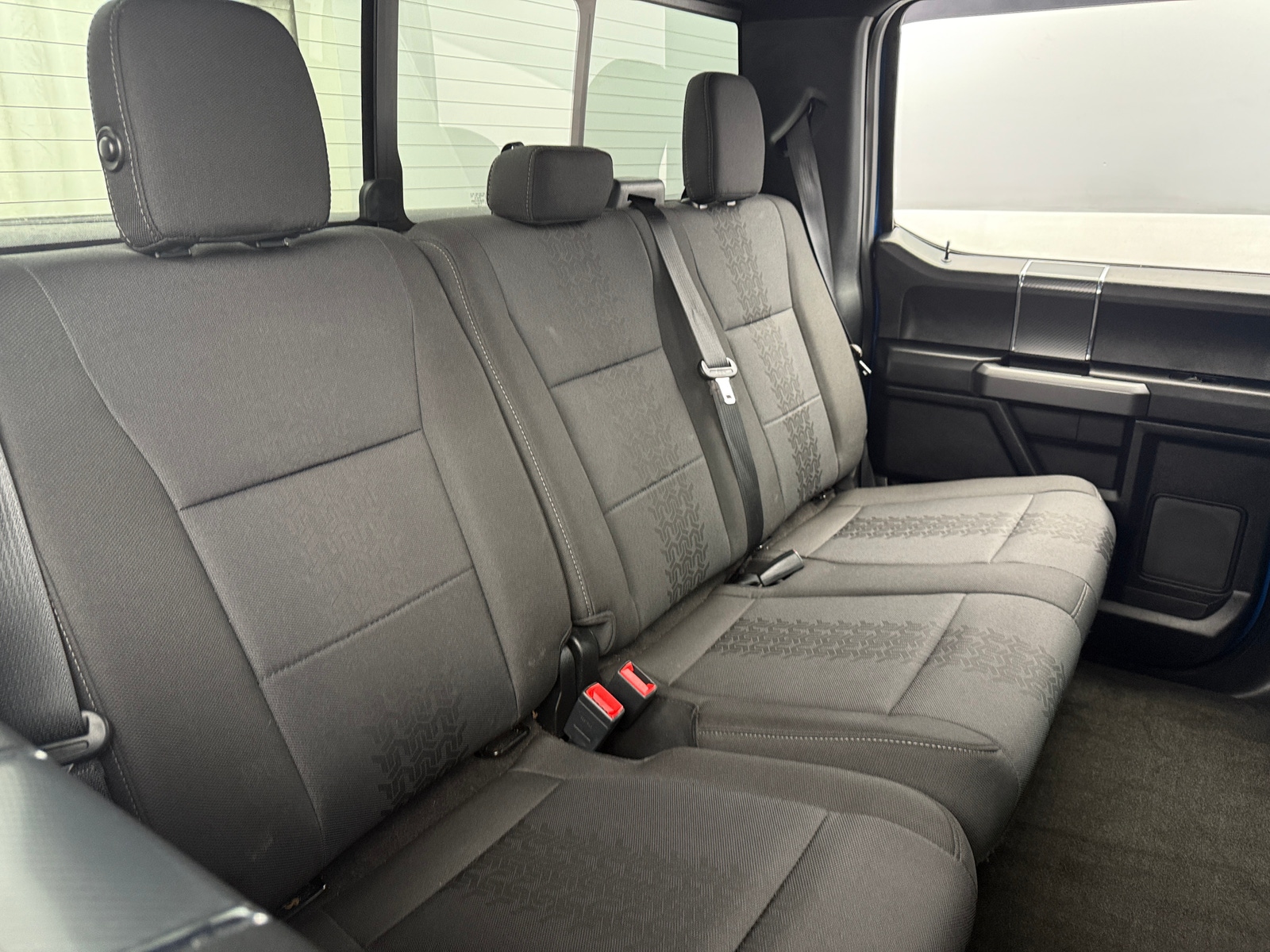 Thumbnail: 2019 Ford Econoline - 6