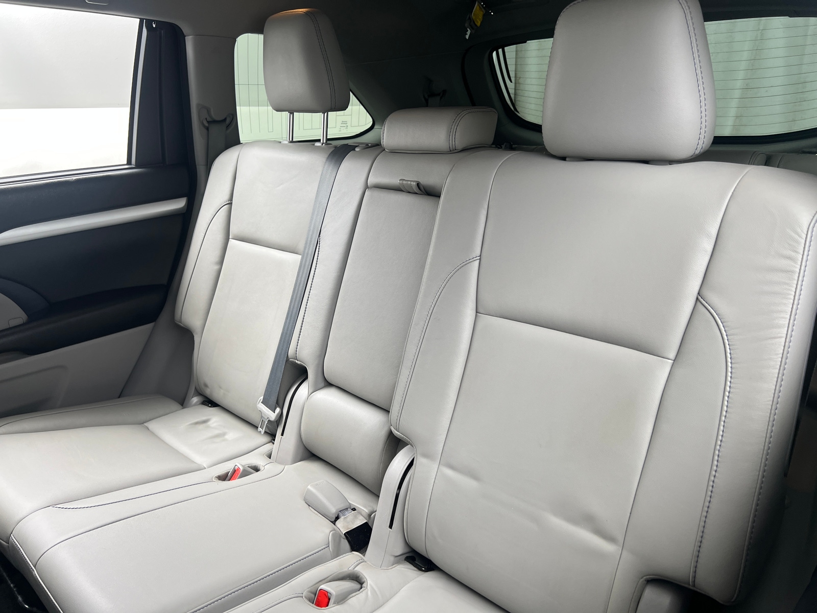 Thumbnail: 2017 Toyota Highlander - 5