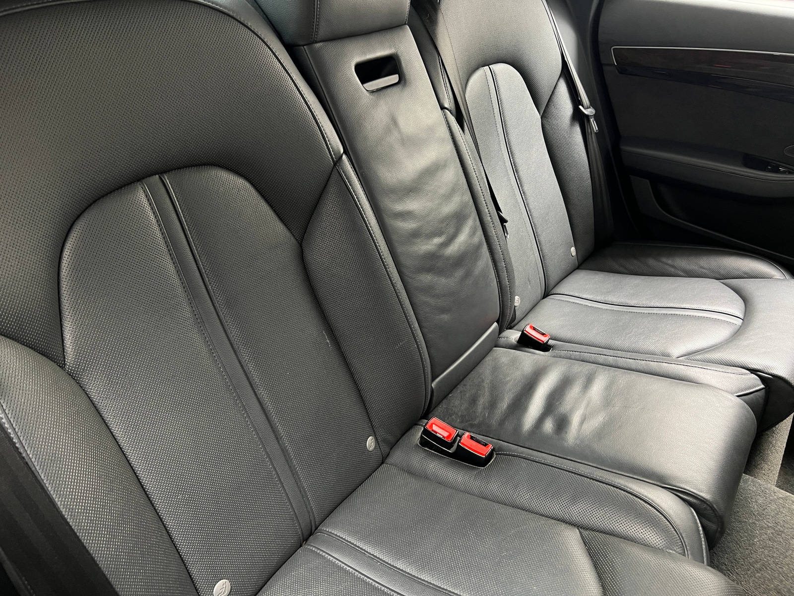 Thumbnail: 2011 Audi A8 - 5