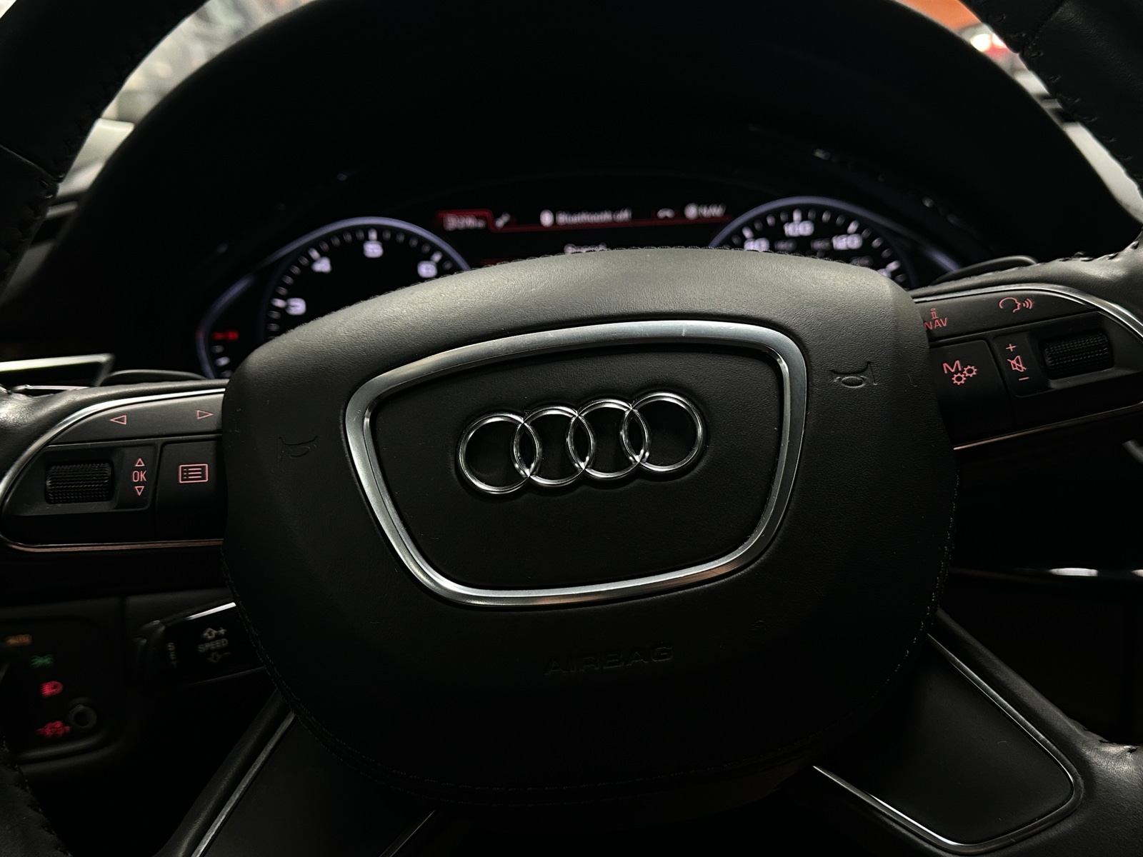 Thumbnail: 2011 Audi A8 - 4