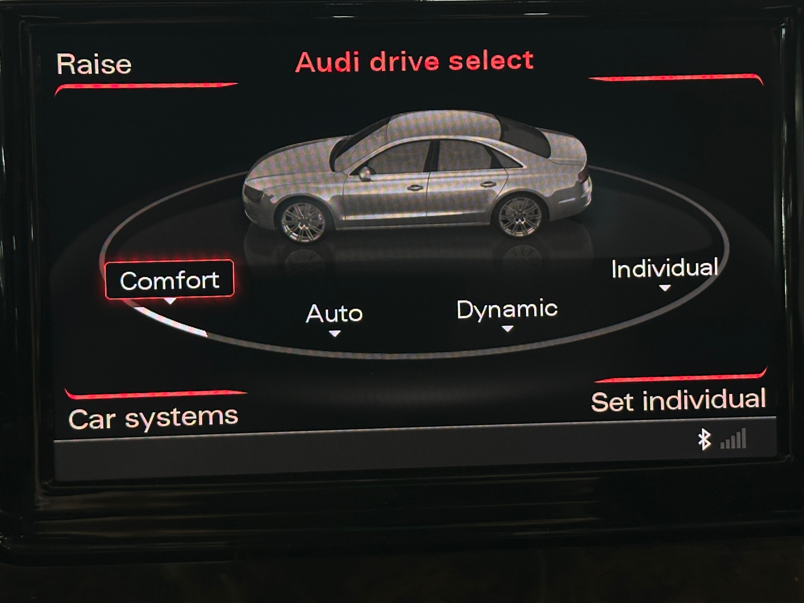 Thumbnail: 2011 Audi A8 - 3