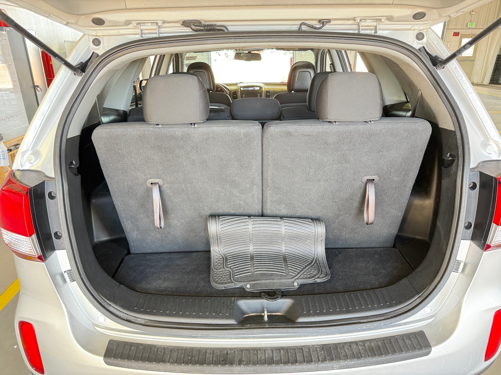 Thumbnail: 2015 Kia Sorento - 7