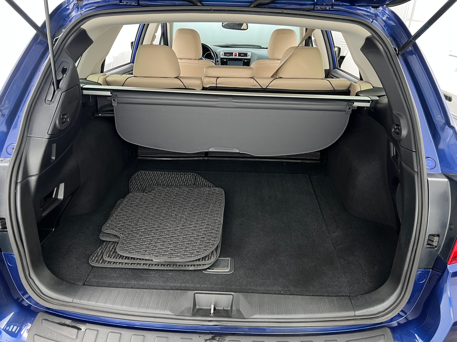 Thumbnail: 2016 Subaru Outback - 6