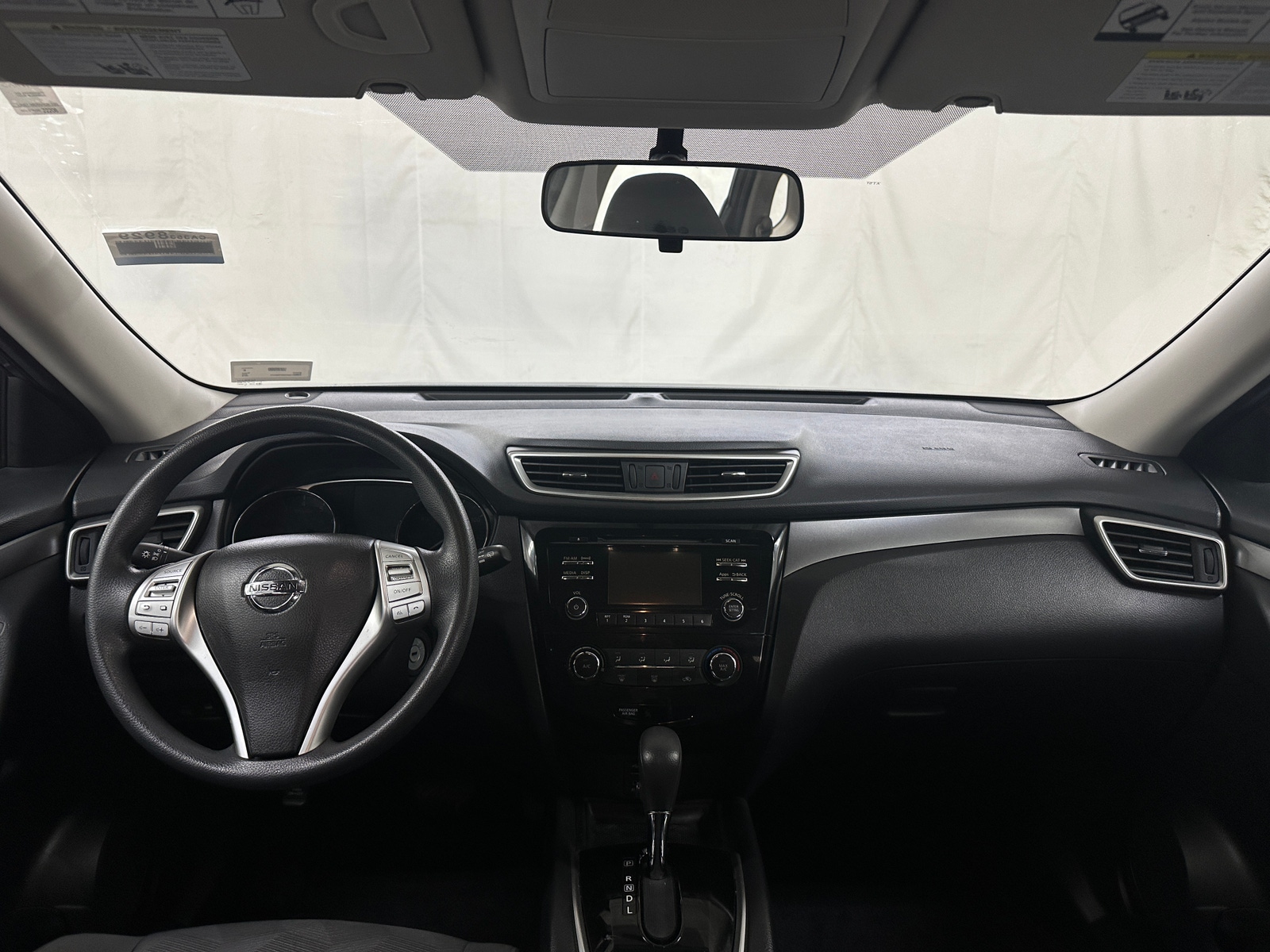 Thumbnail: 2016 Nissan Rogue - 3