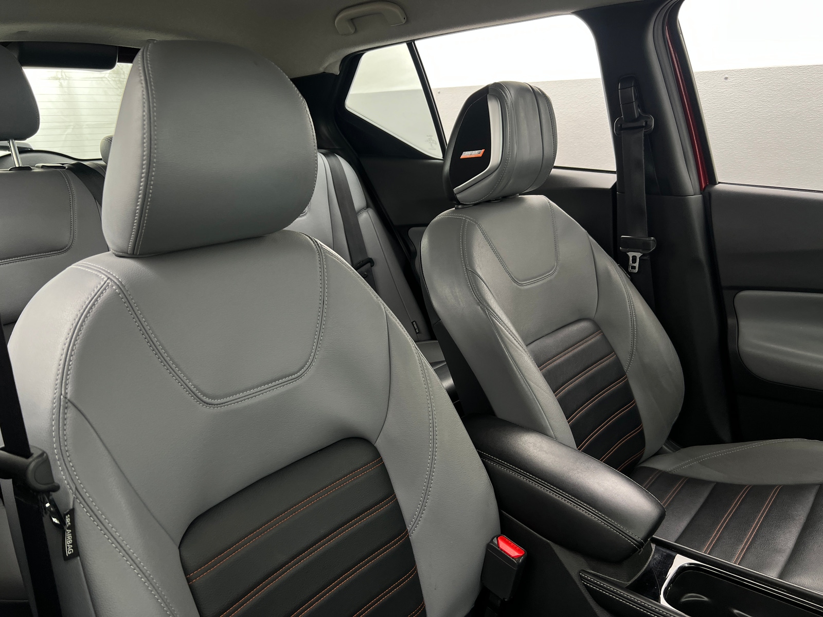 Thumbnail: 2023 Nissan Kicks - 2