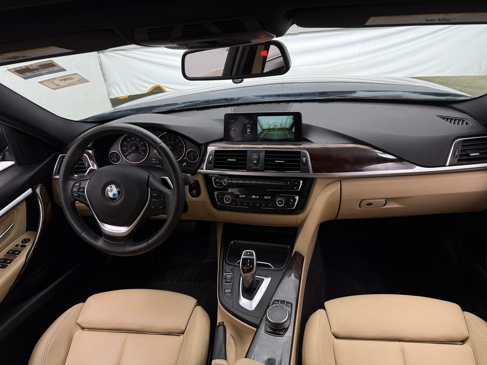 Thumbnail: 2017 BMW 3 Series - 2
