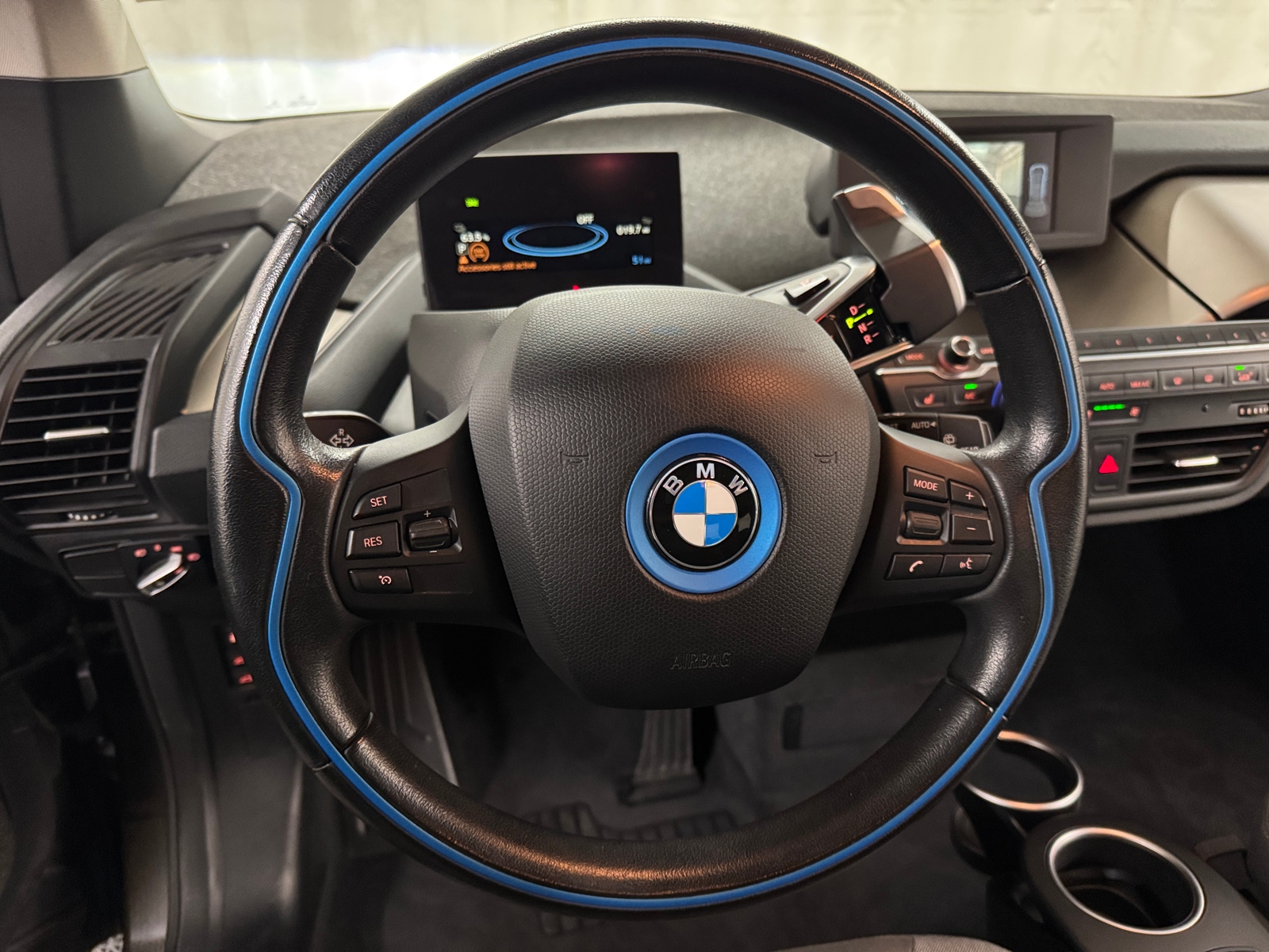 Thumbnail: 2018 BMW i3 - 5