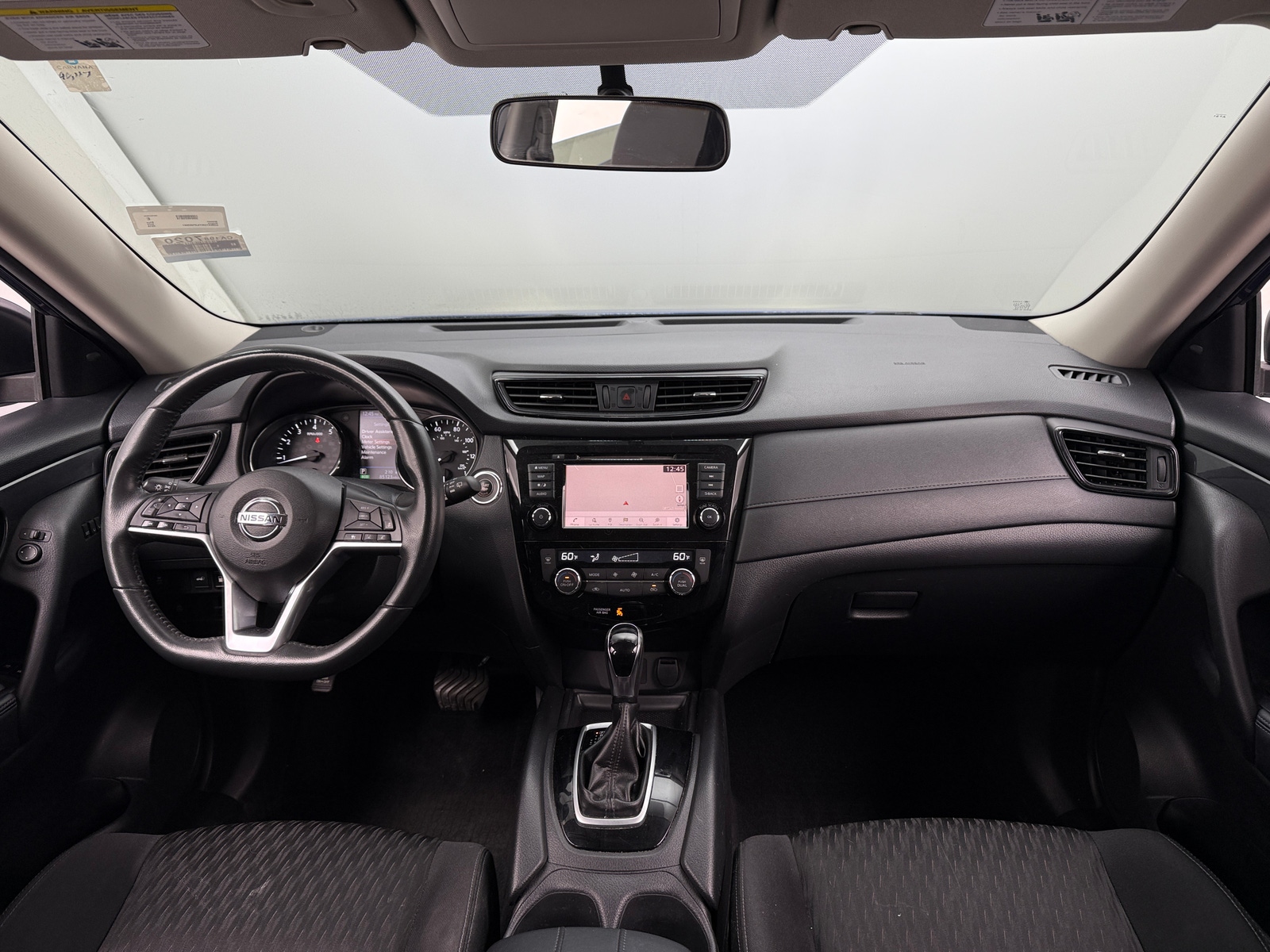 Thumbnail: 2018 Nissan Rogue - 3