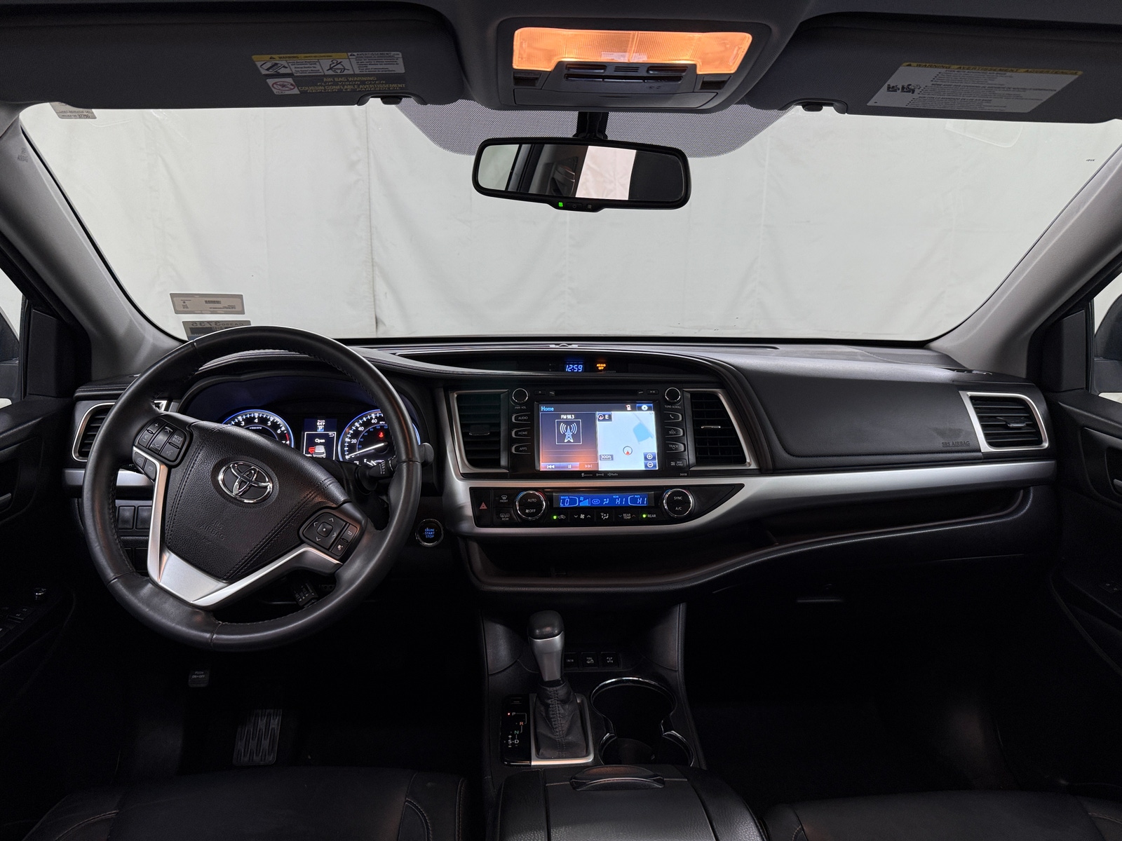 Thumbnail: 2016 Toyota Highlander - 2