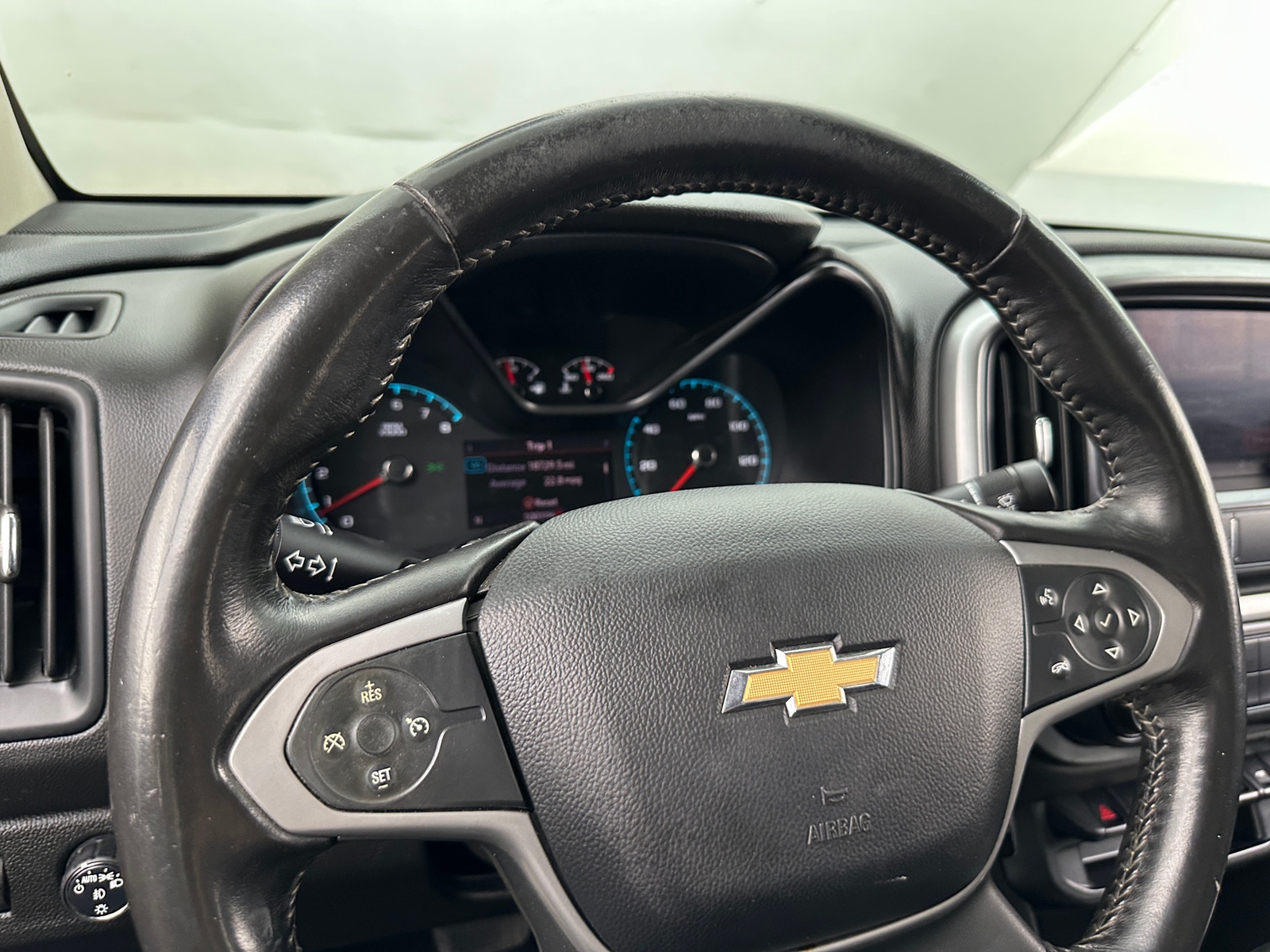 Thumbnail: 2019 Chevrolet Colorado - 5