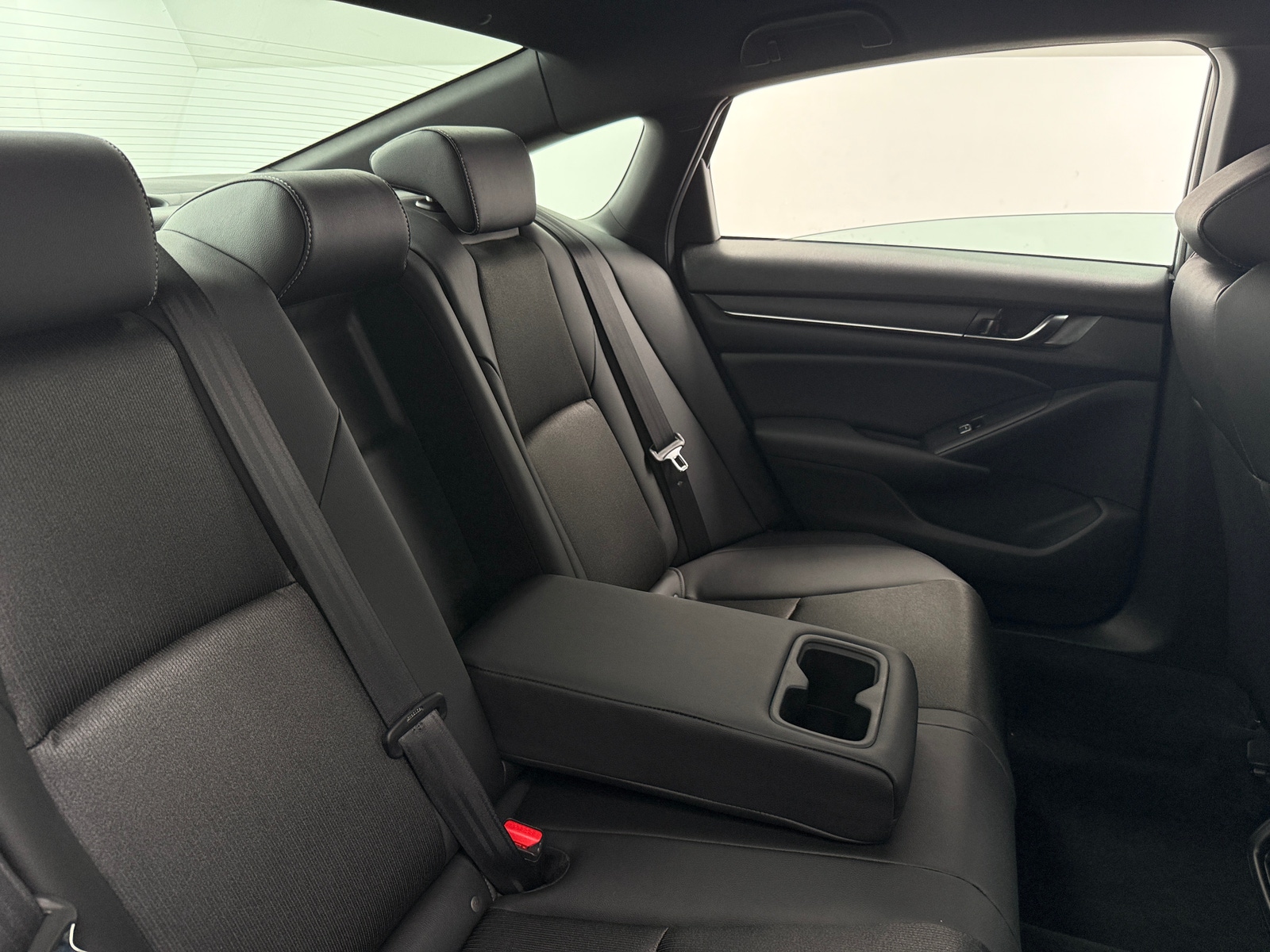 Thumbnail: 2019 Honda Accord - 6