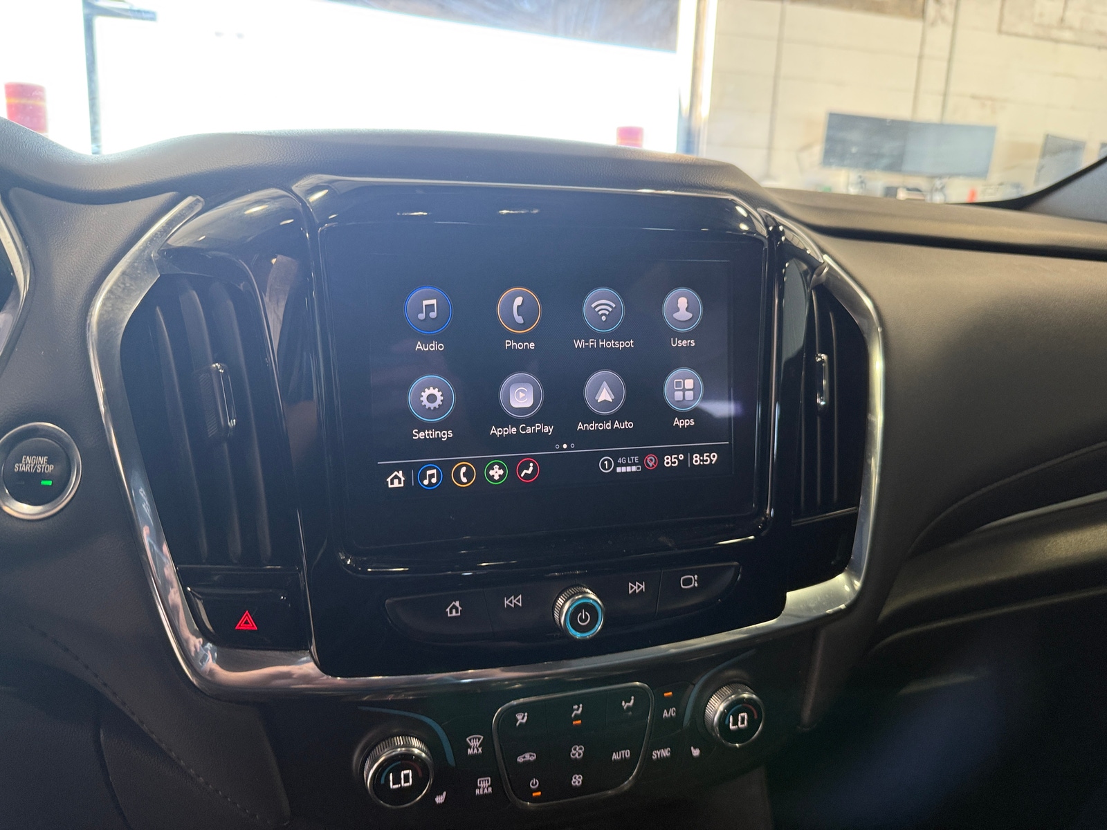 Thumbnail: 2023 Chevrolet Traverse - 4