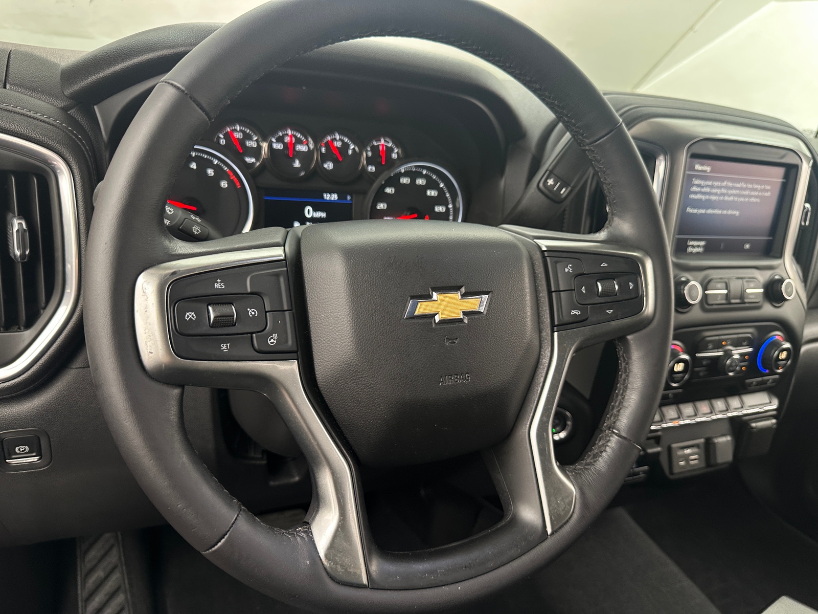 Thumbnail: 2020 Chevrolet Silverado 1500 - 4