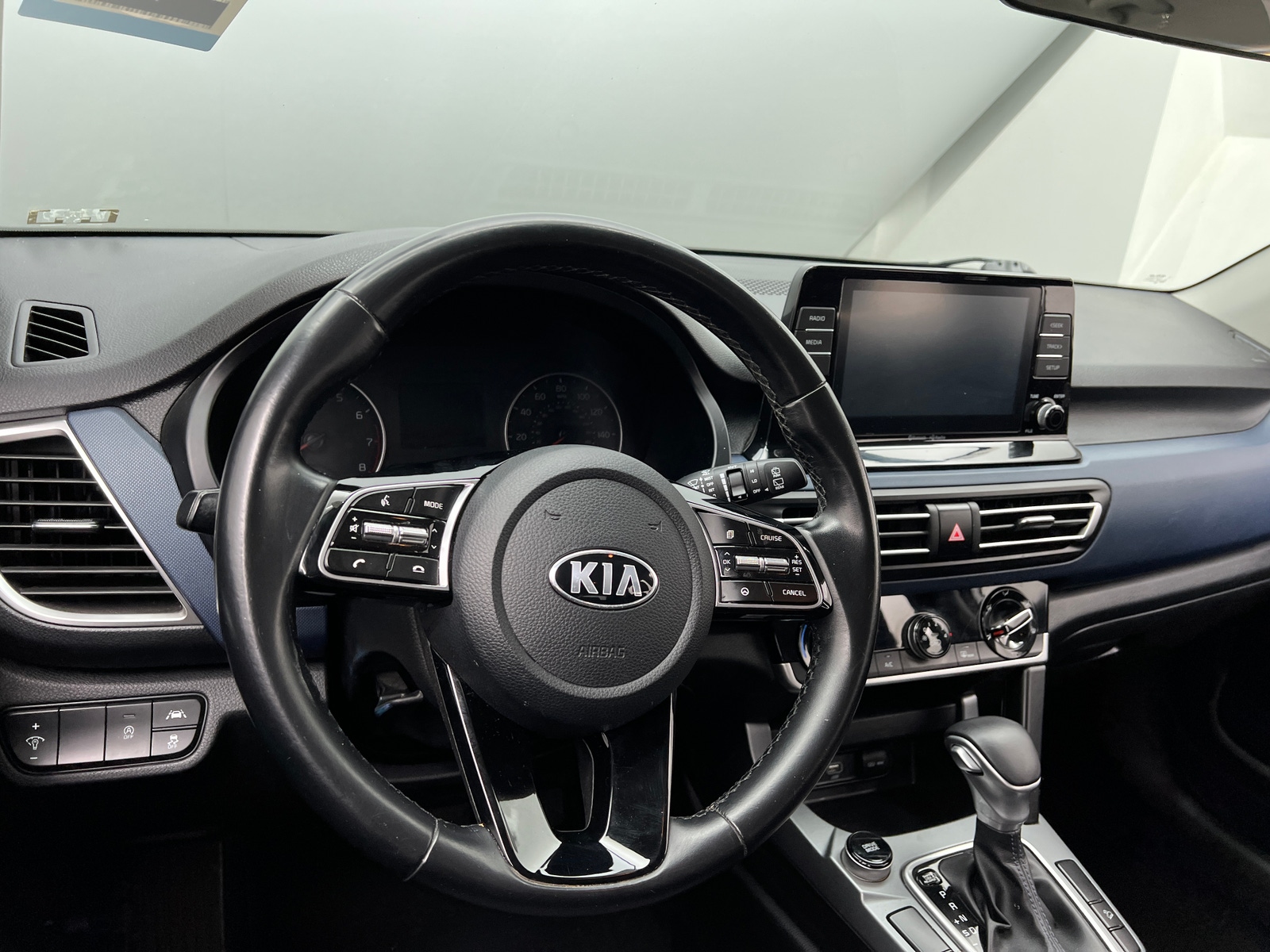 Thumbnail: 2021 Kia Seltos - 4