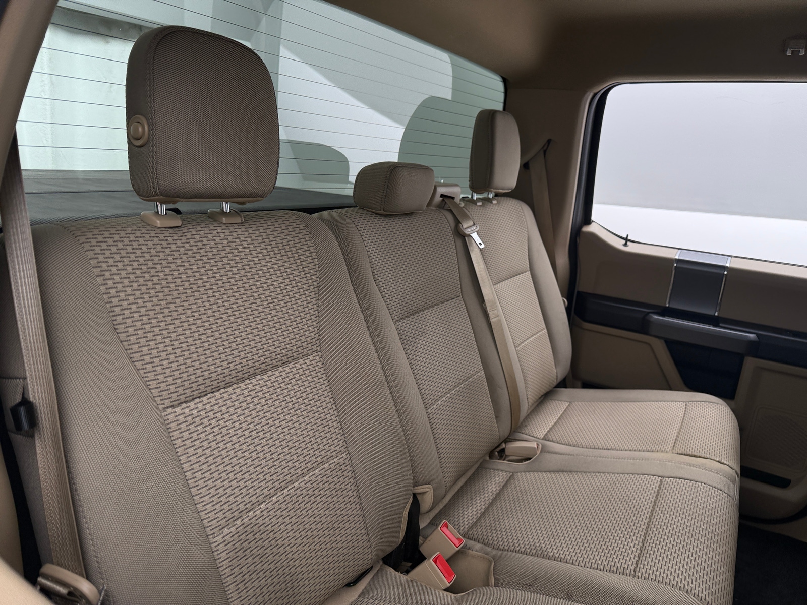 Thumbnail: 2018 Ford Econoline - 6