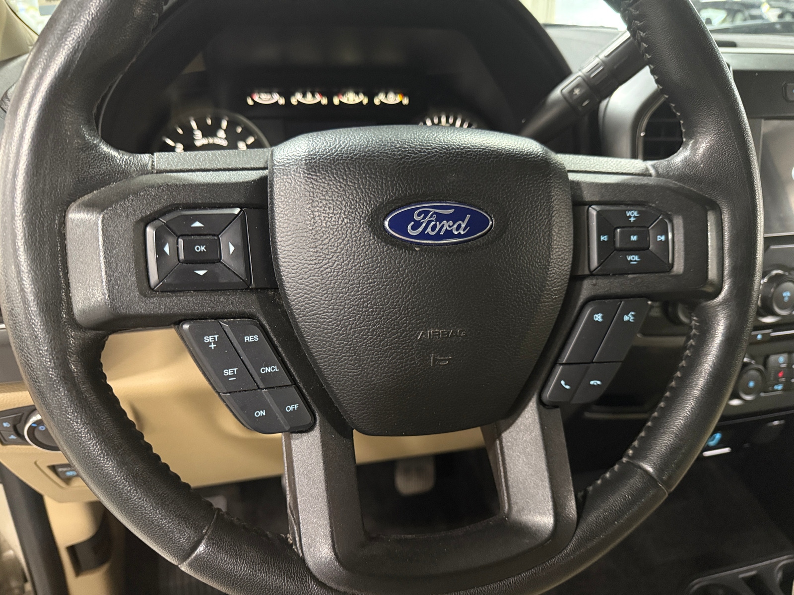 Thumbnail: 2018 Ford Econoline - 5