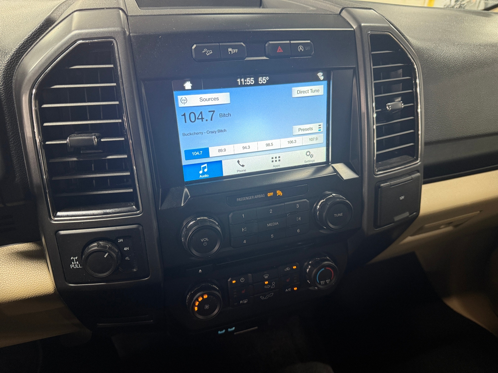 Thumbnail: 2018 Ford Econoline - 4