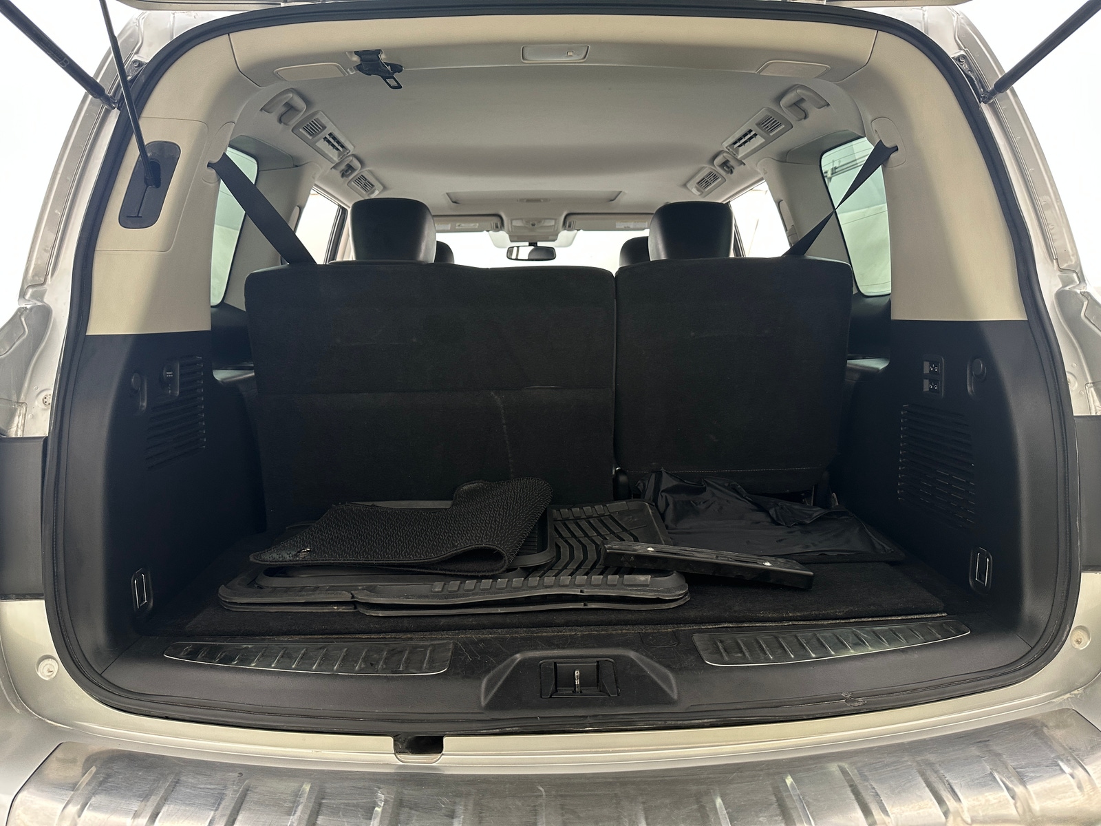 Thumbnail: 2018 INFINITI QX80 - 6