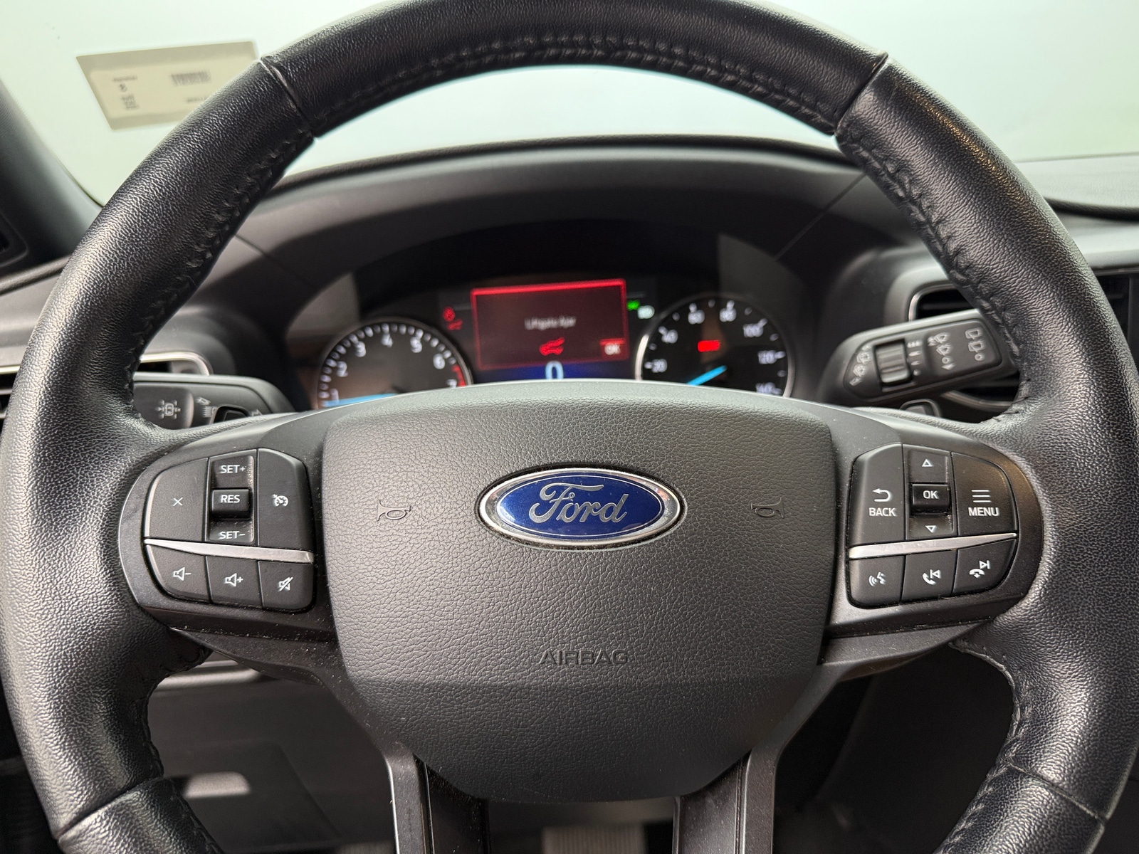Thumbnail: 2020 Ford Explorer - 5