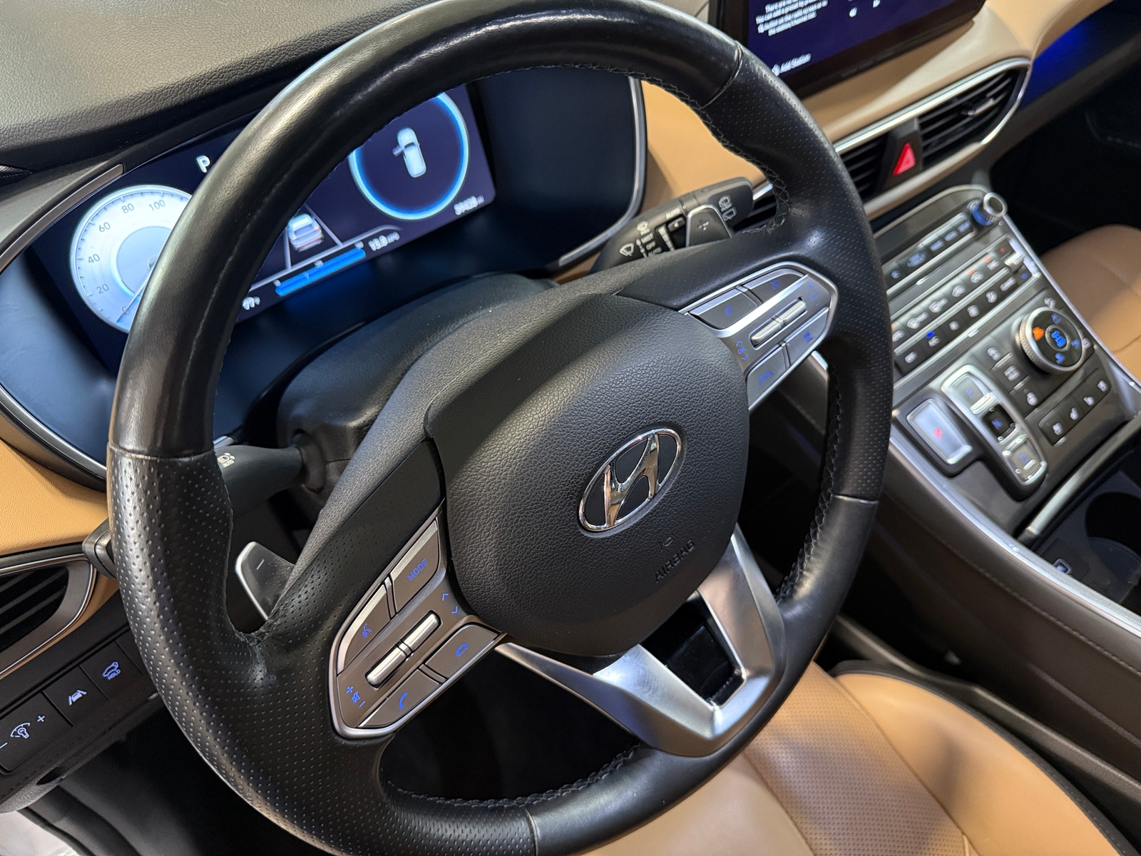 Thumbnail: 2023 Hyundai Santa Fe - 4