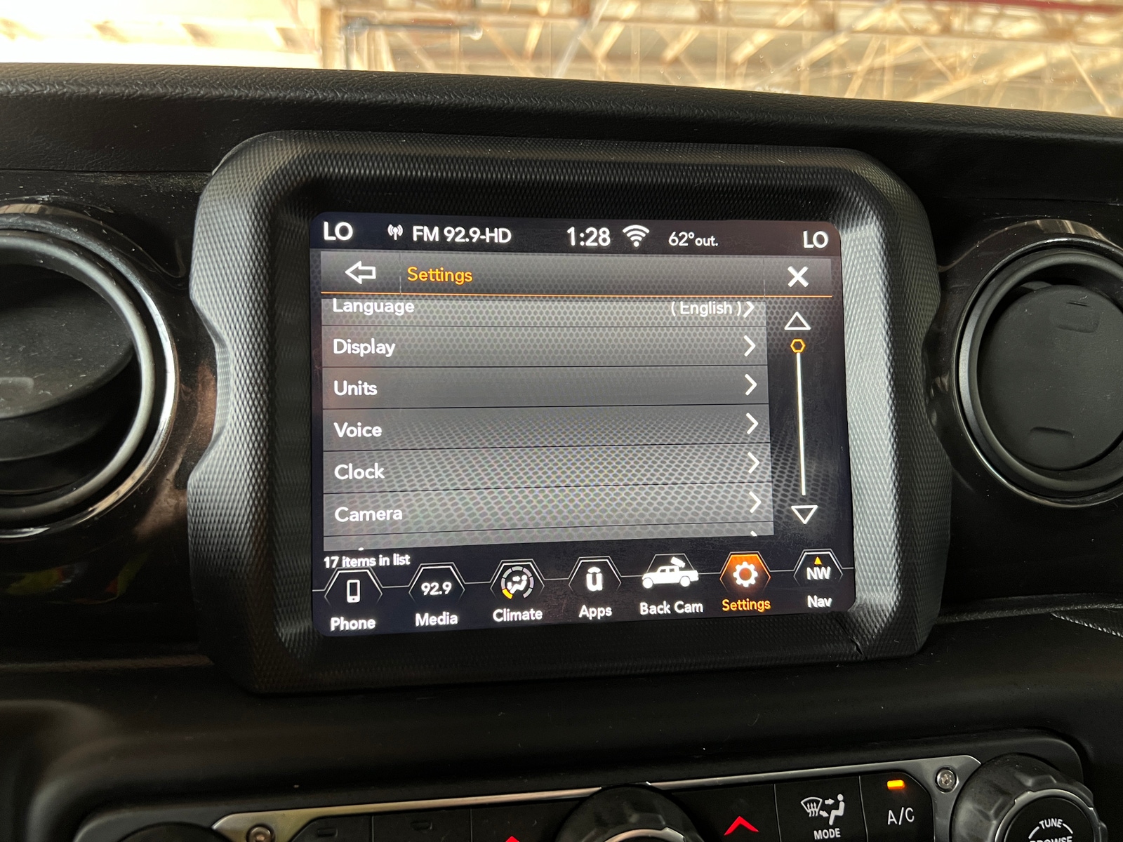 Thumbnail: 2020 Jeep Gladiator - 3