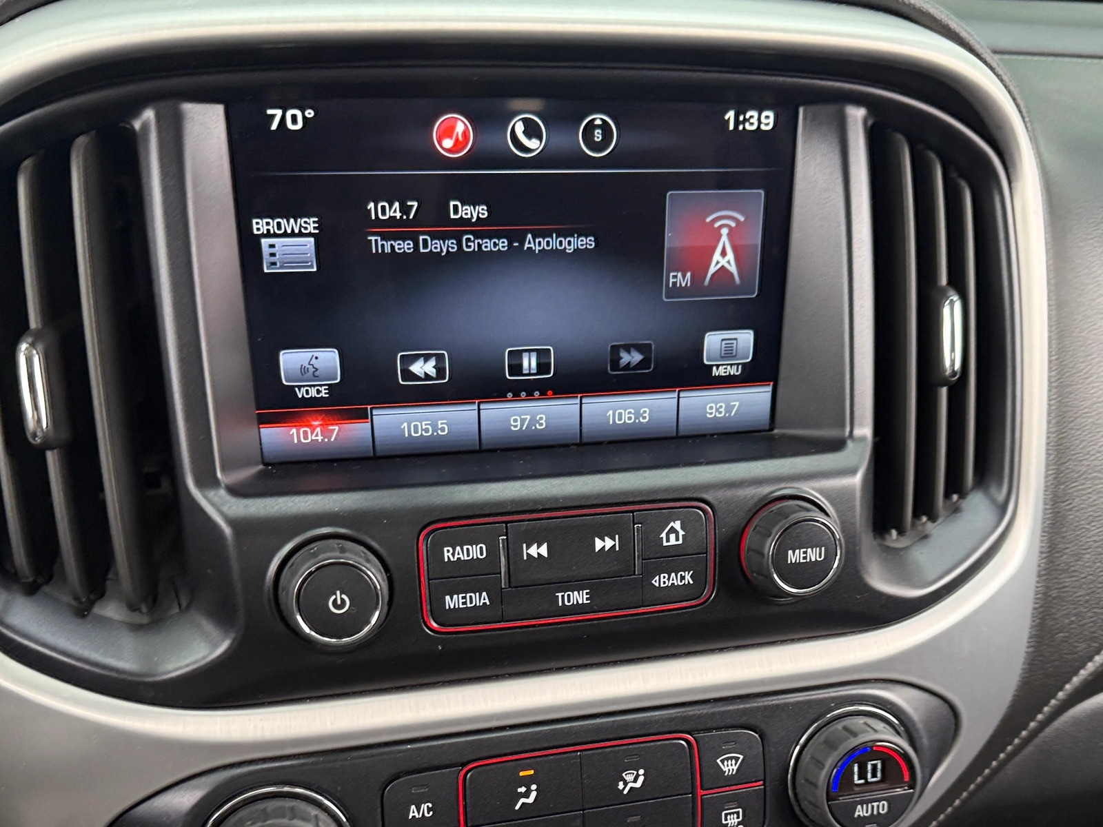 Thumbnail: 2015 GMC Canyon - 4