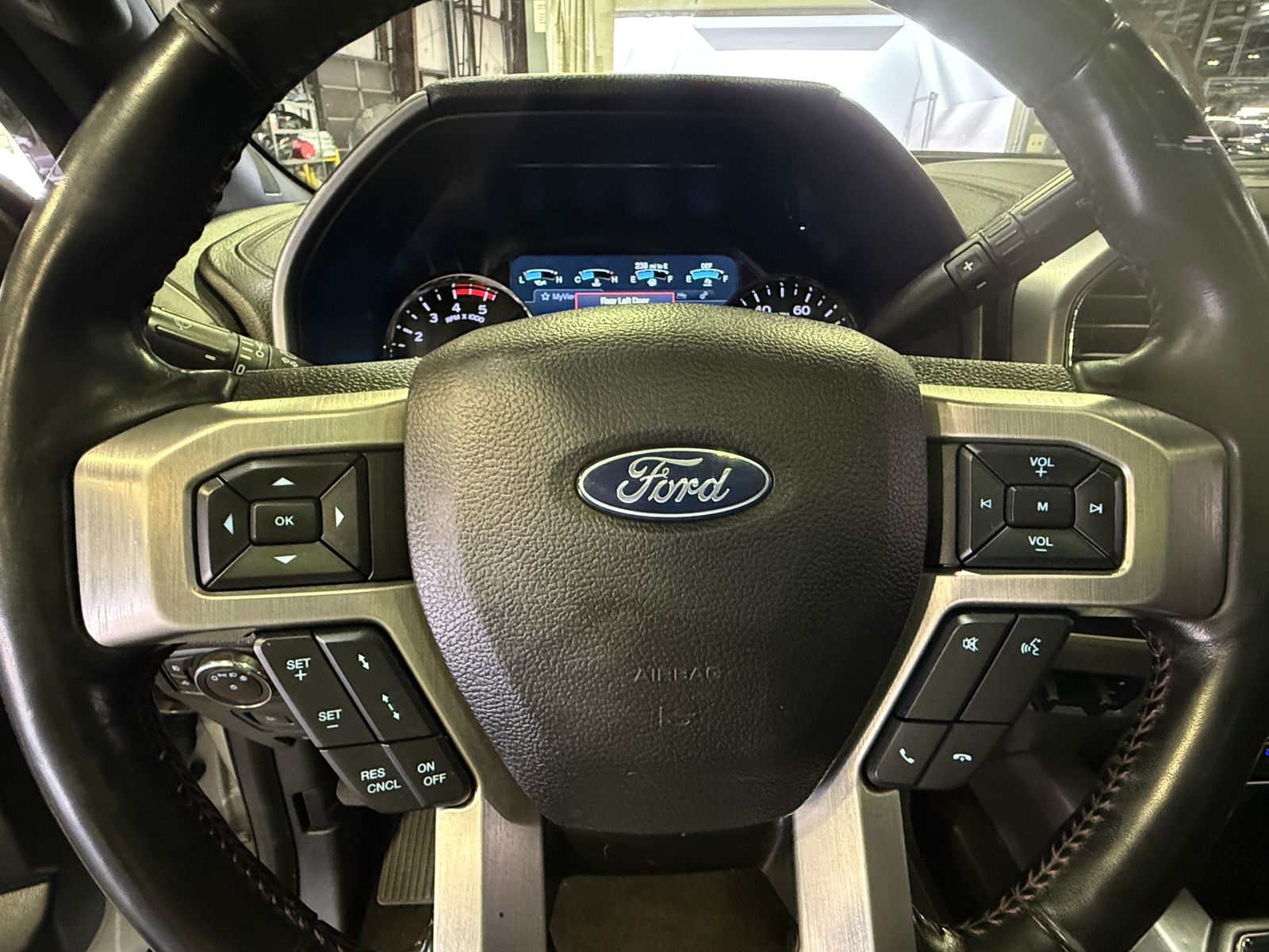 Thumbnail: 2018 Ford Econoline - 4