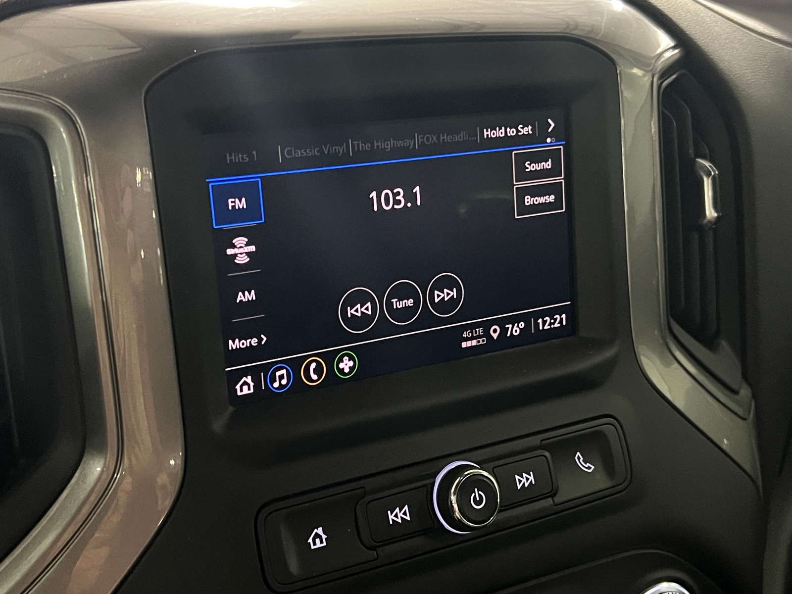 Thumbnail: 2024 GMC Sierra 1500 - 4