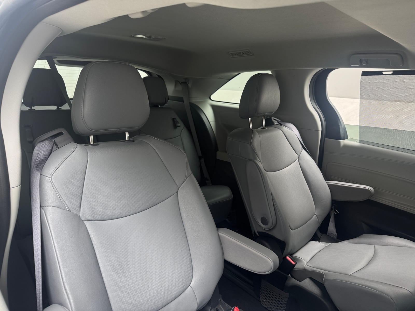 Thumbnail: 2024 Toyota Sienna - 5