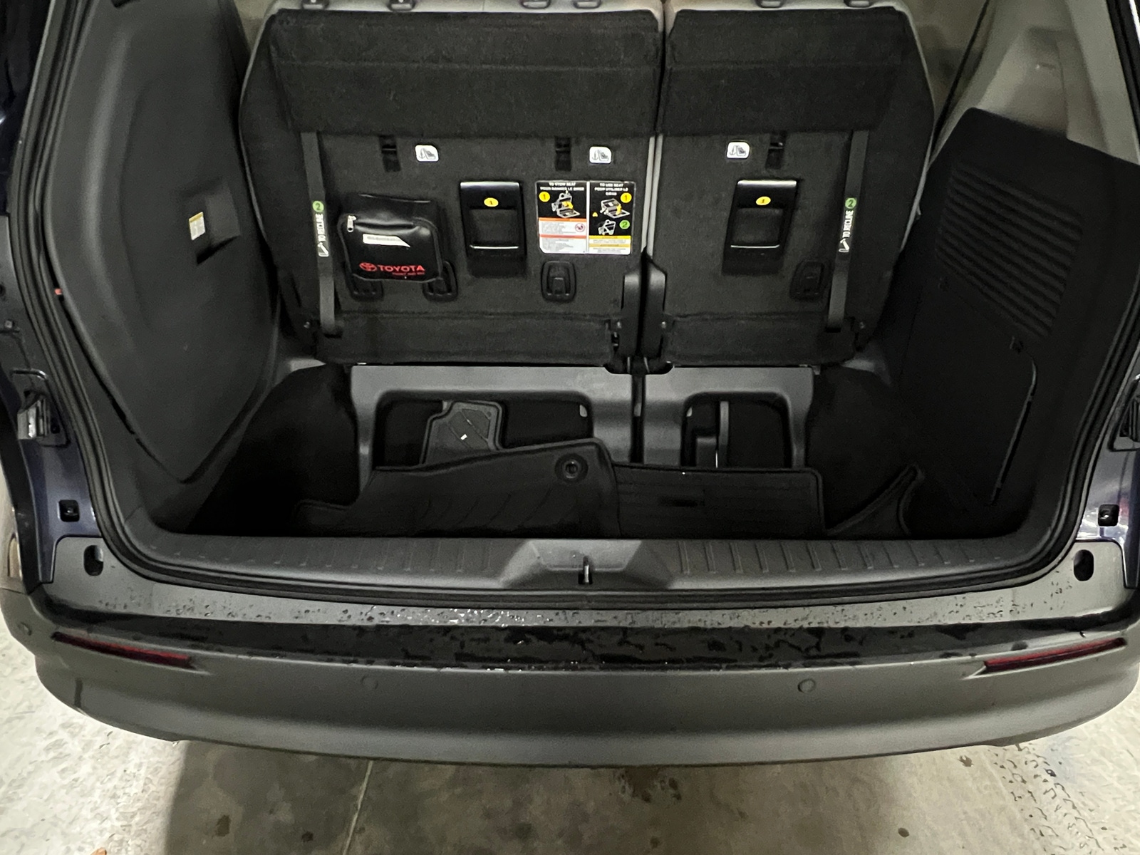 Thumbnail: 2024 Toyota Sienna - 6