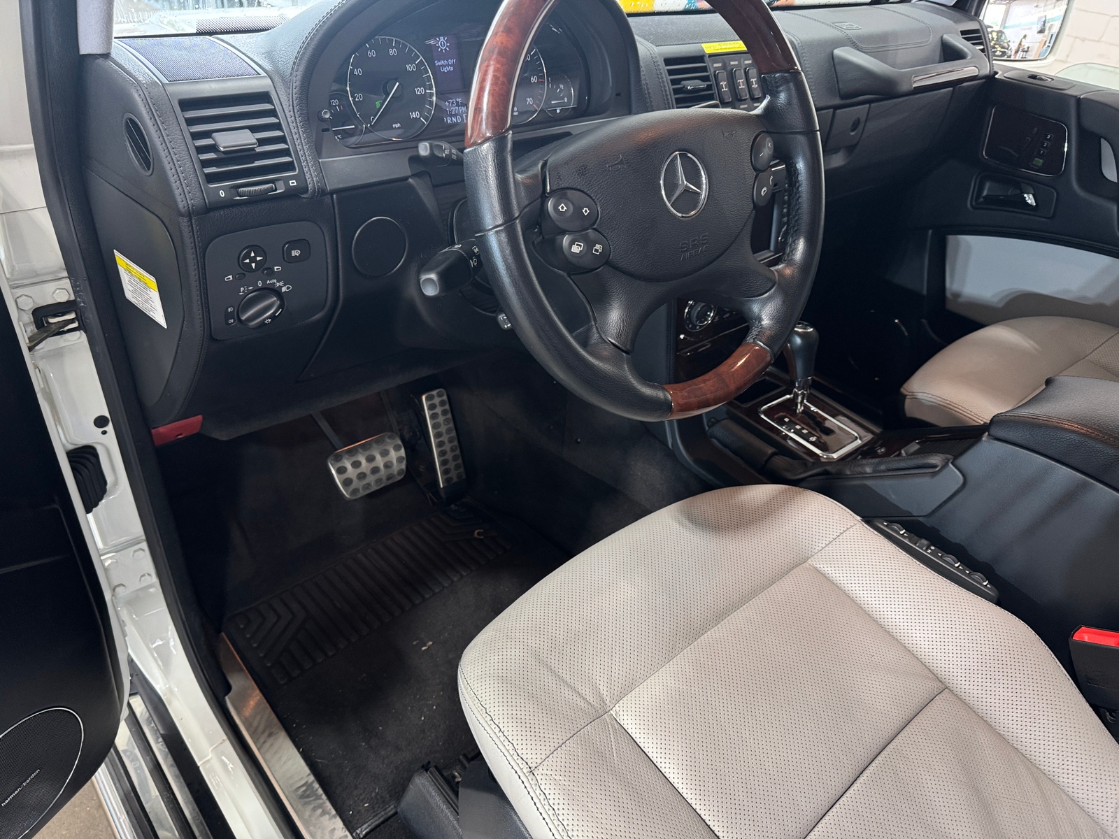 Thumbnail: 2011 Mercedes-Benz G-Class - 2