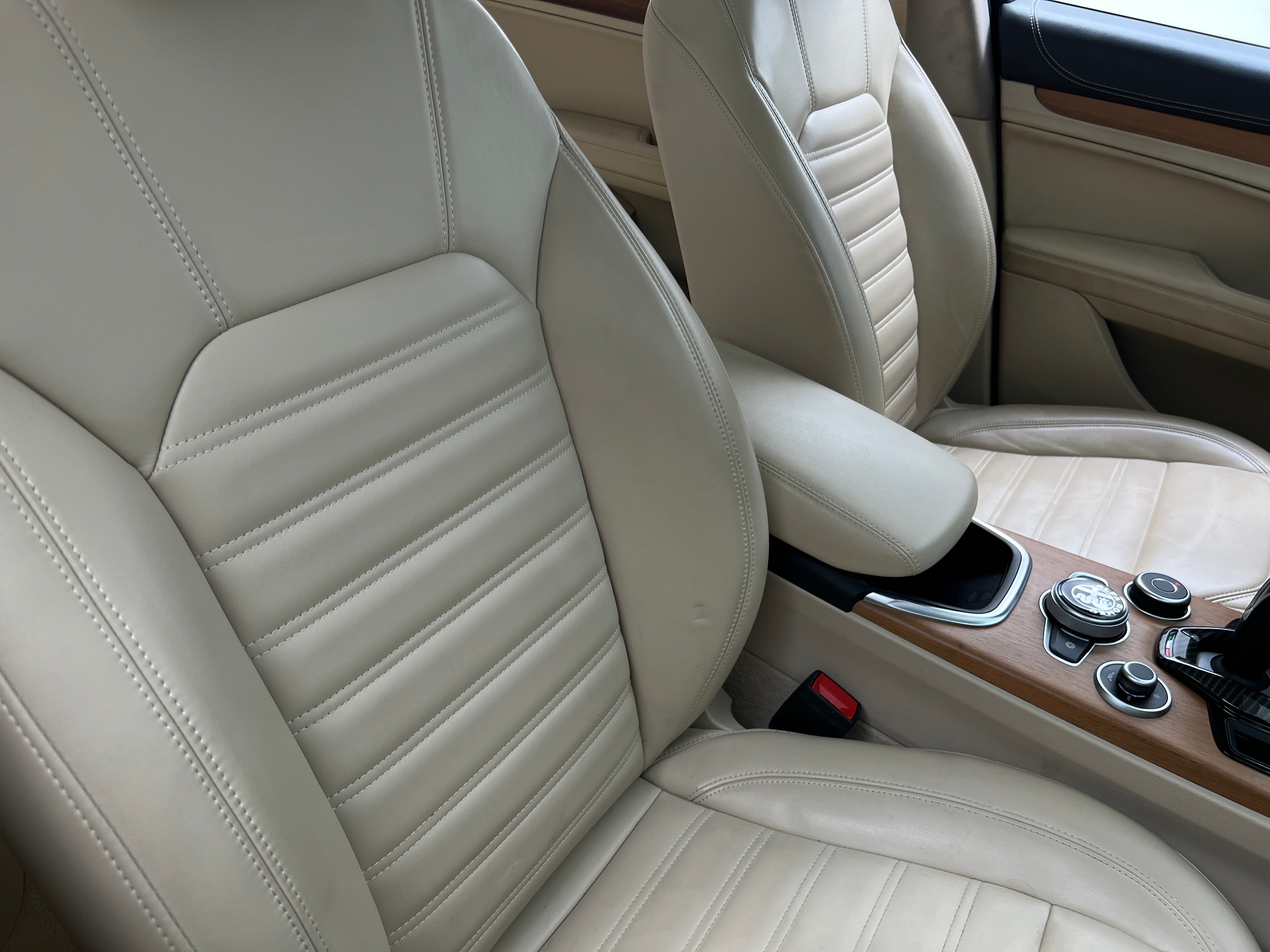 2021 Alfa Romeo Stelvio