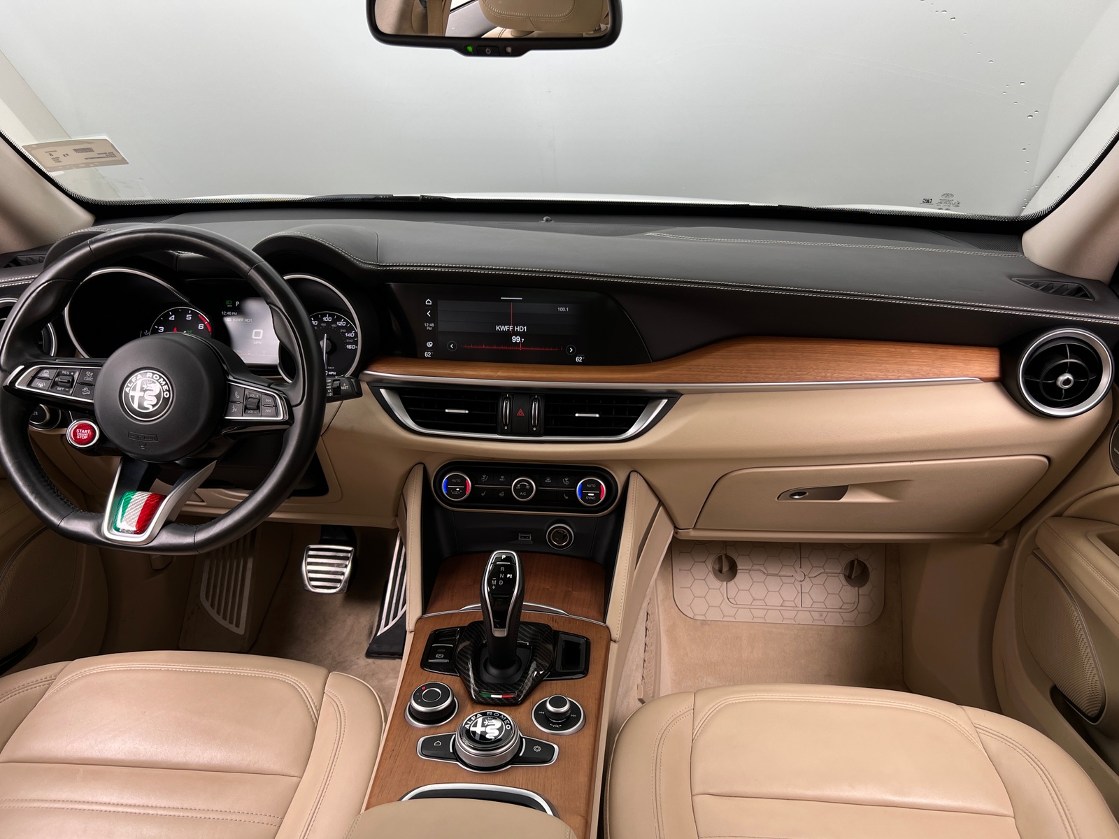 Thumbnail: 2021 Alfa Romeo Stelvio - 2