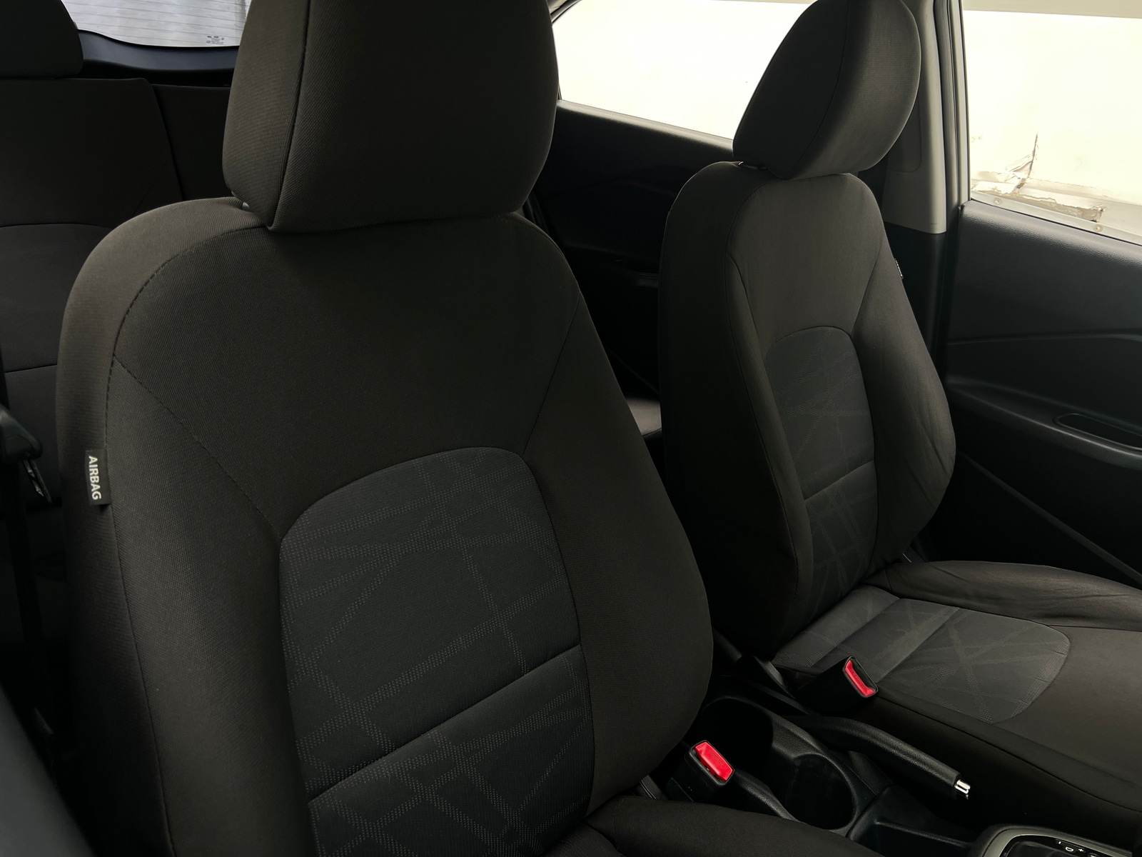 Thumbnail: 2016 Kia Rio - 2