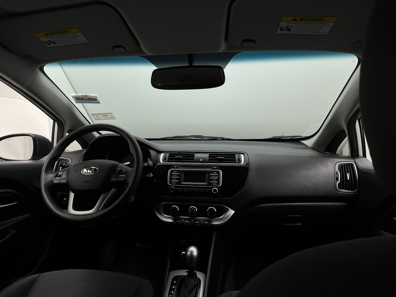 Thumbnail: 2016 Kia Rio - 3