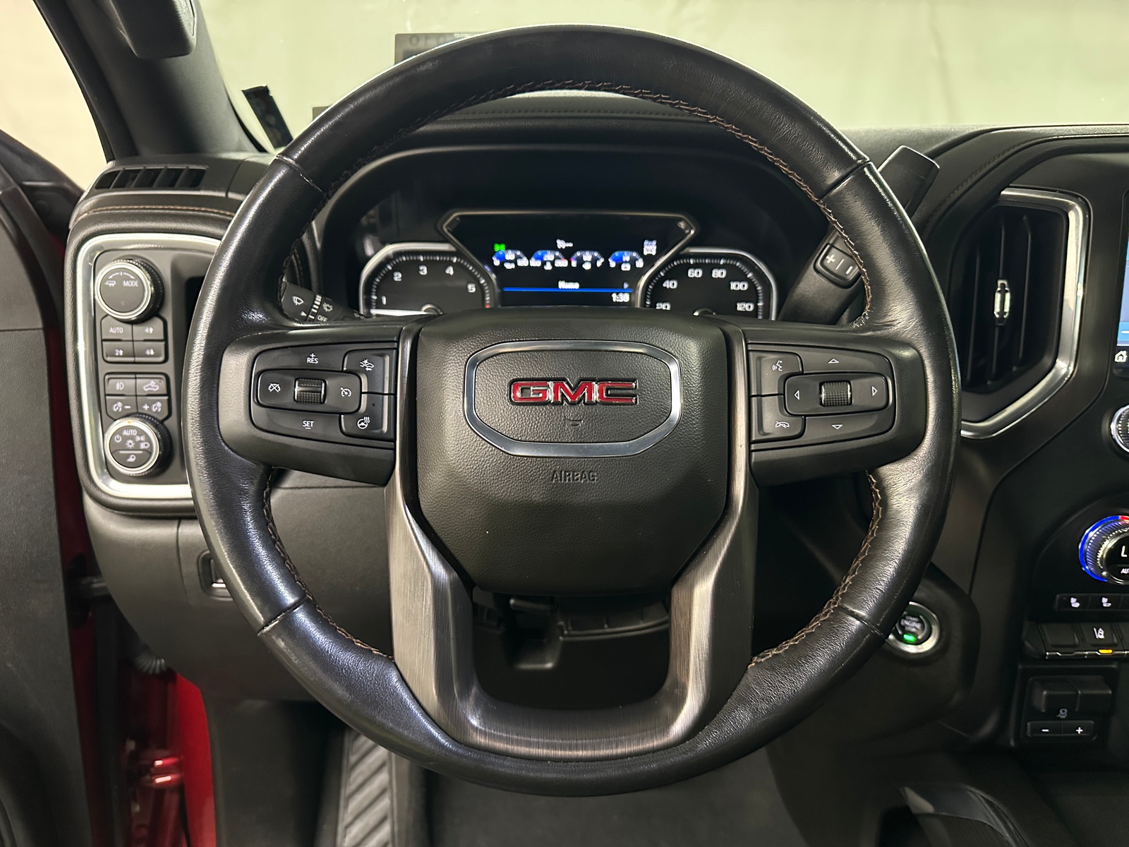 Thumbnail: 2021 GMC Sierra 2500 - 4