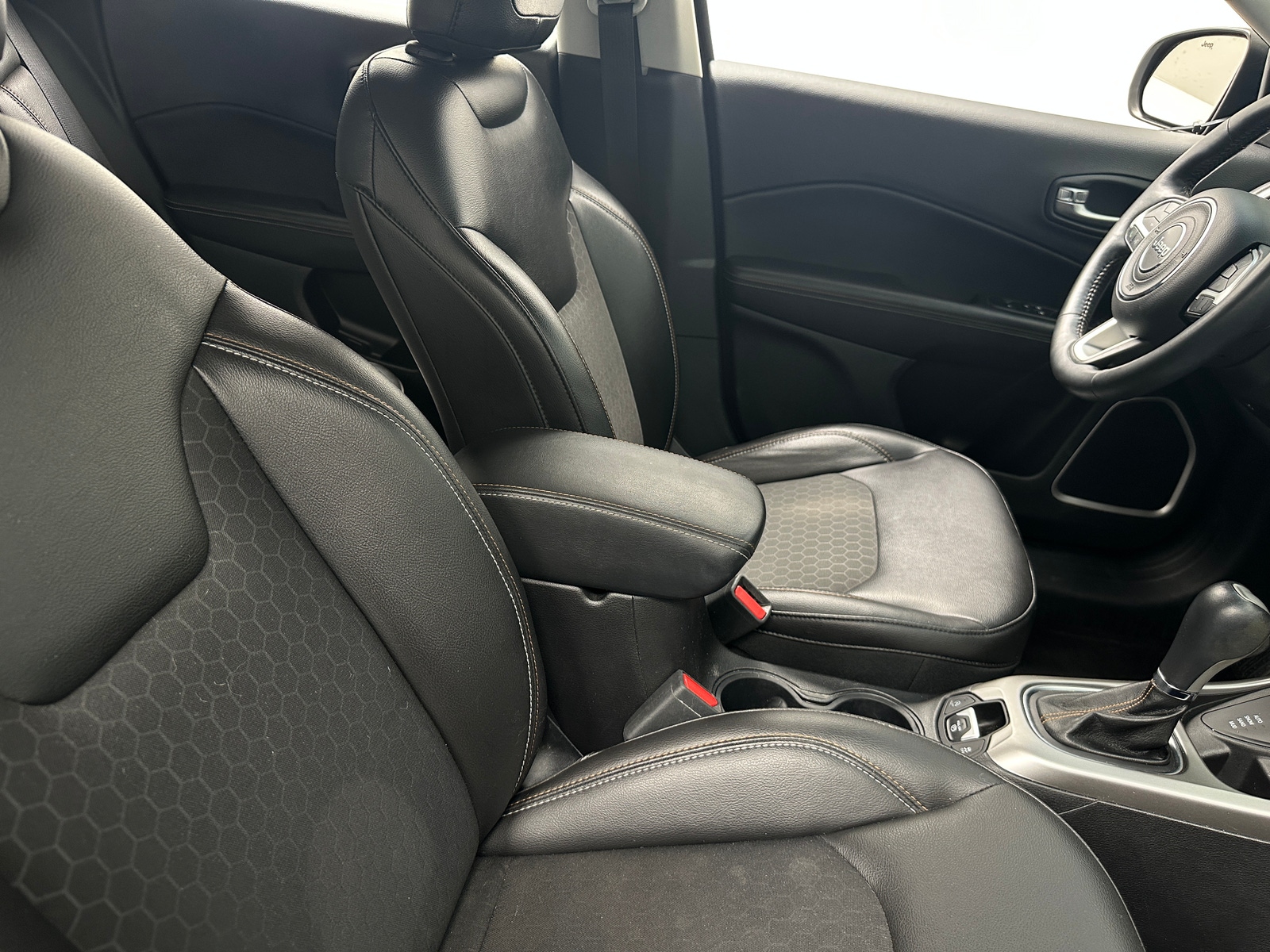 Thumbnail: 2018 Jeep Compass - 2