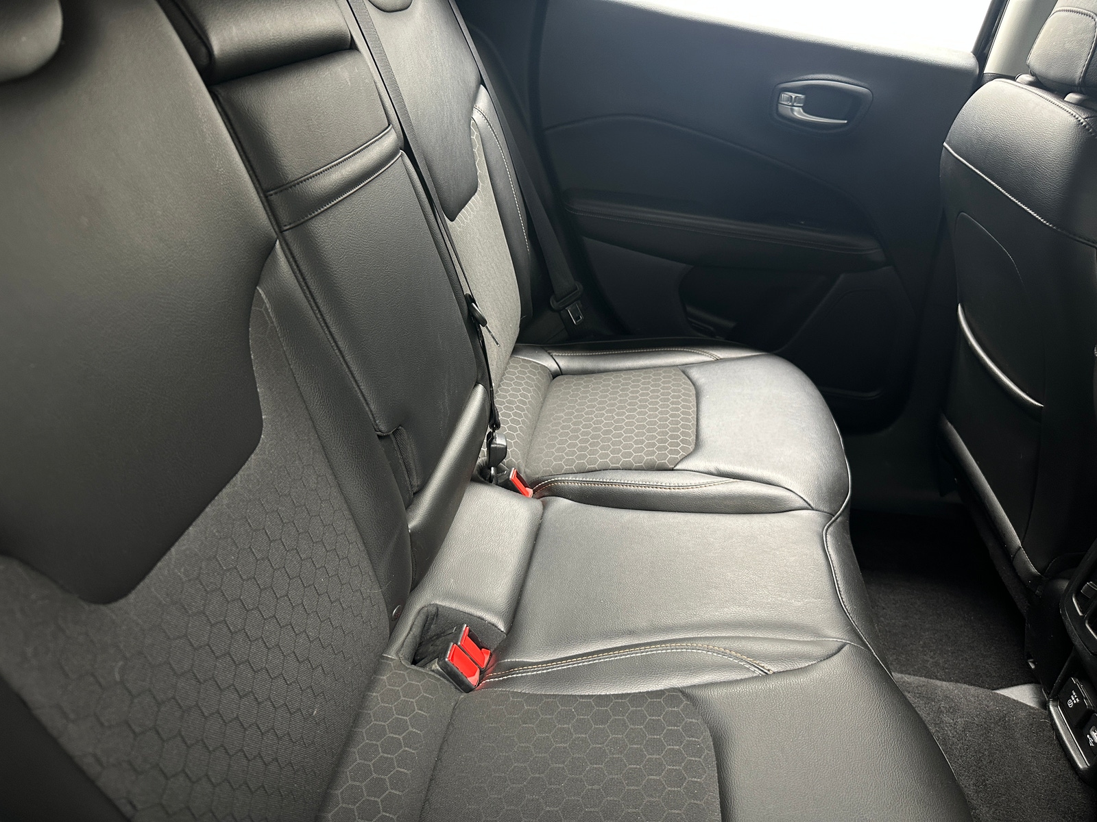 Thumbnail: 2018 Jeep Compass - 6