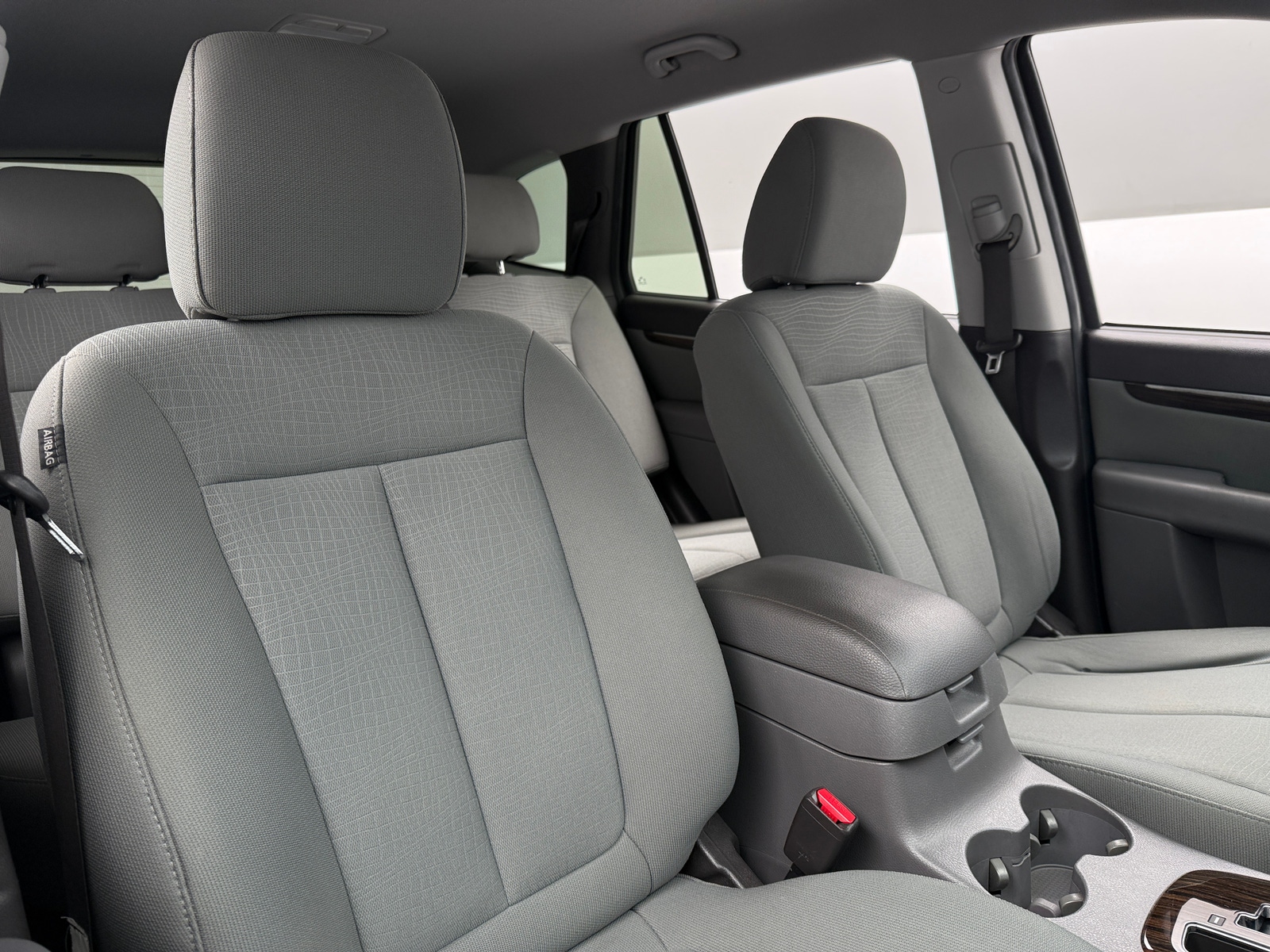 Thumbnail: 2010 Hyundai Santa Fe - 2