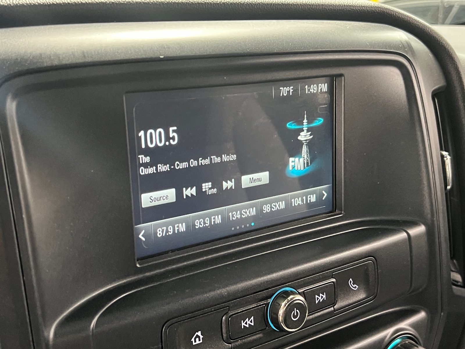 Thumbnail: 2017 Chevrolet Silverado 1500 - 4