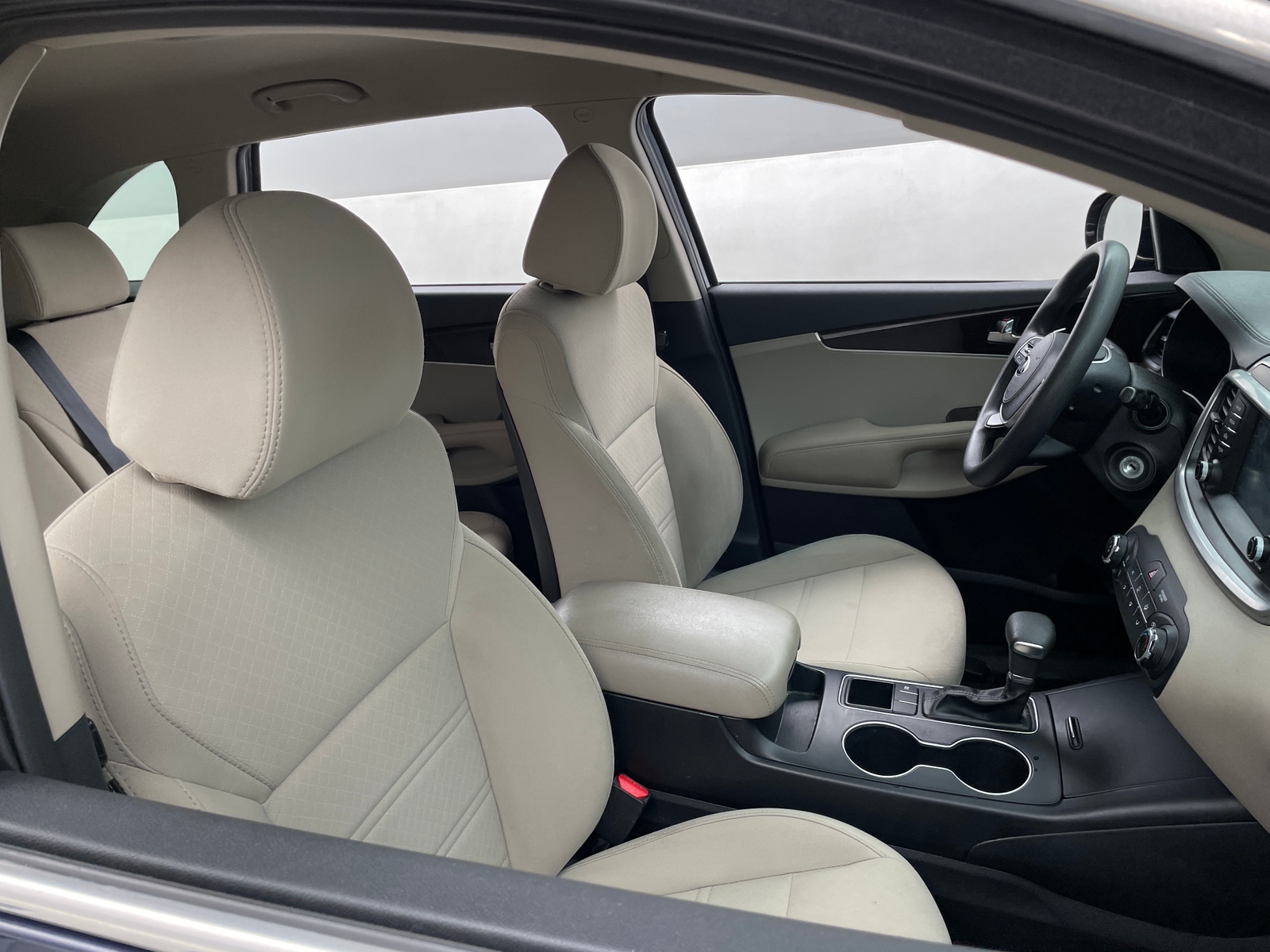 Thumbnail: 2019 Kia Sorento - 2