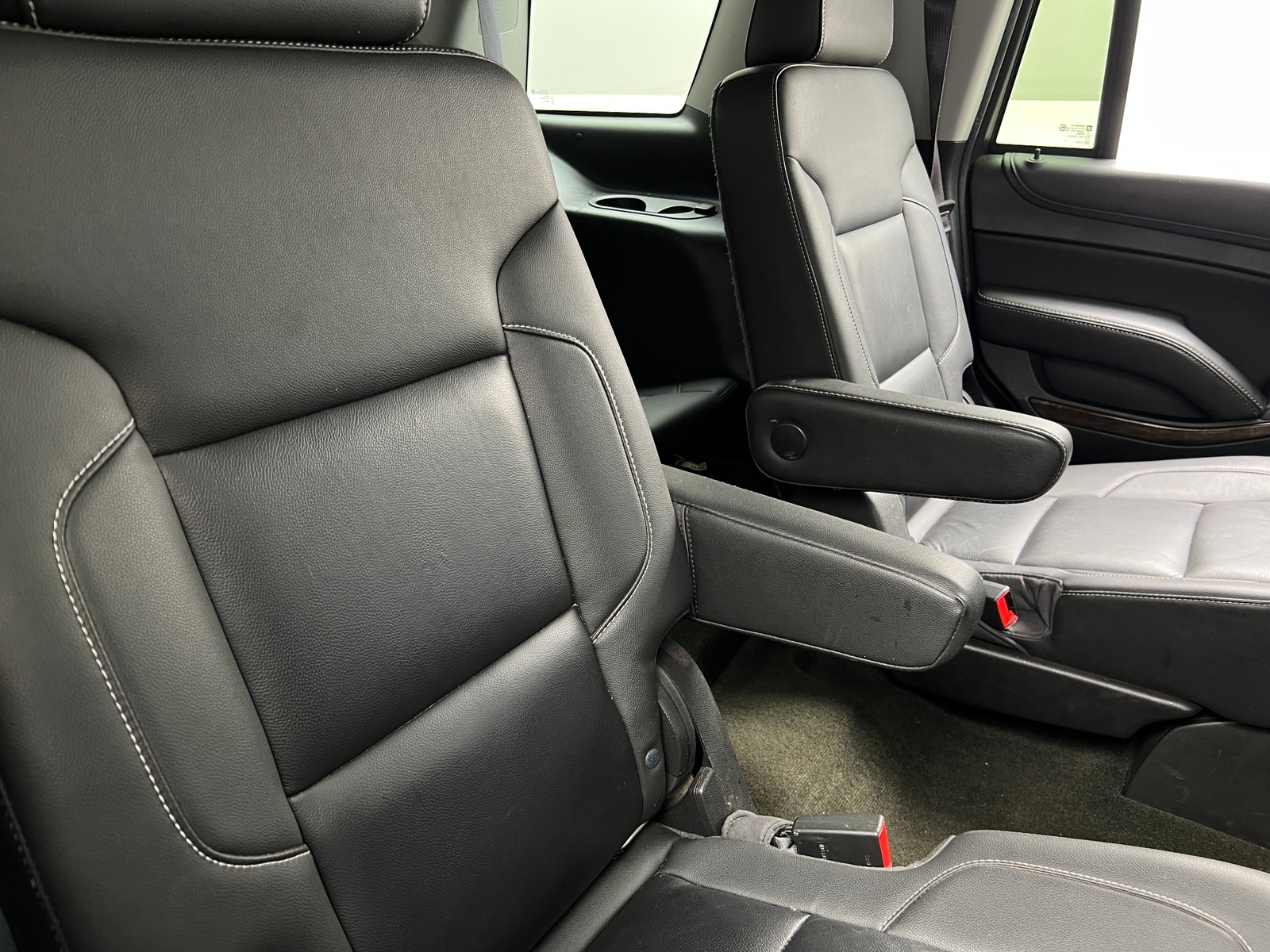 Thumbnail: 2017 Chevrolet Tahoe - 6