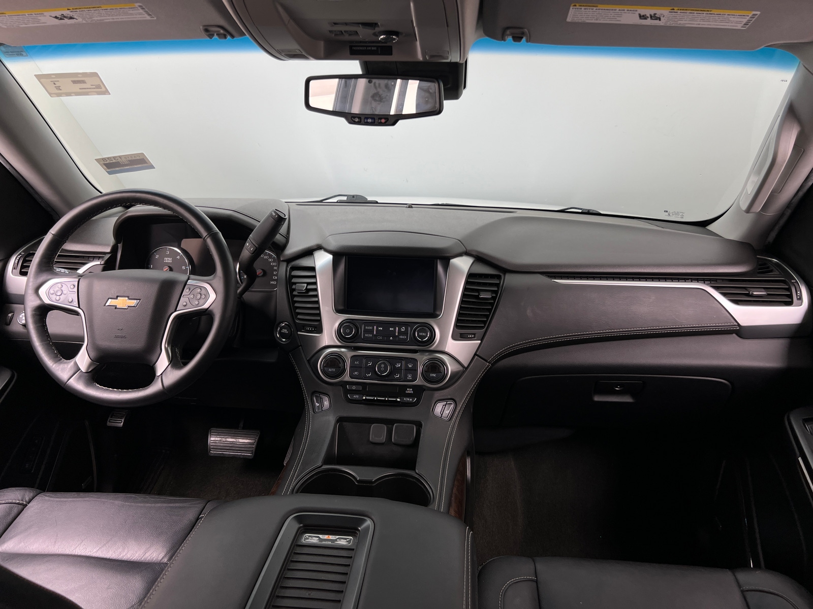 Thumbnail: 2017 Chevrolet Tahoe - 3