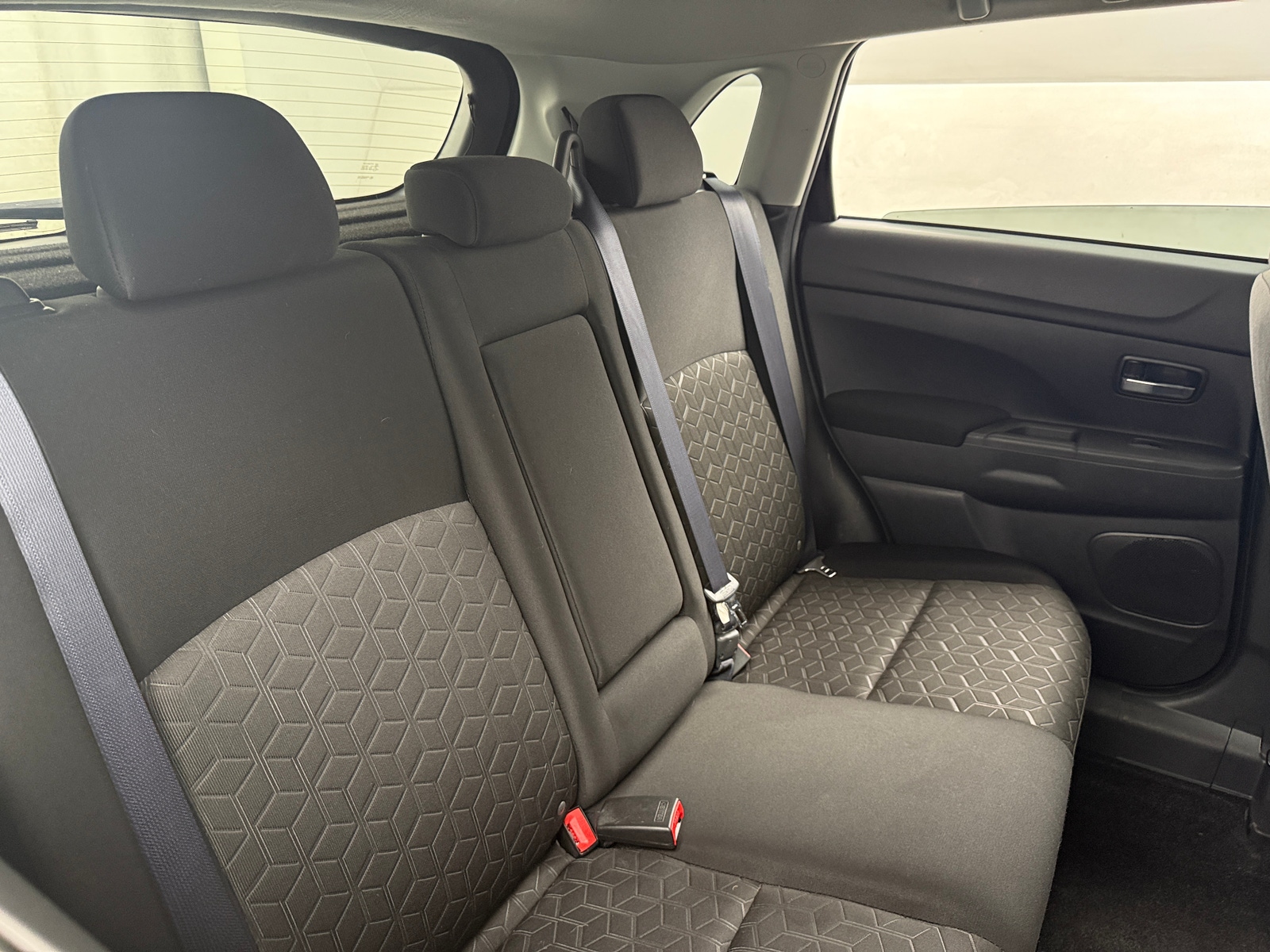 Thumbnail: 2020 Mitsubishi Outlander Sport - 6