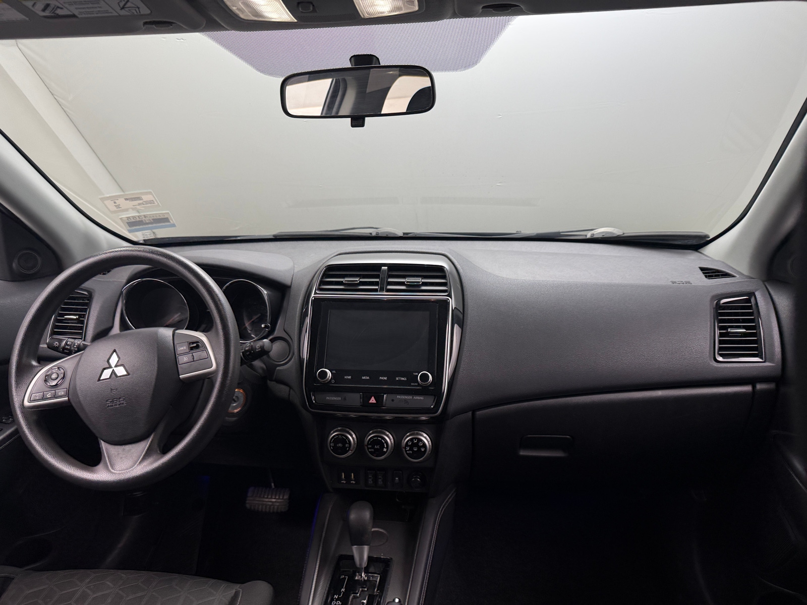 Thumbnail: 2020 Mitsubishi Outlander Sport - 3