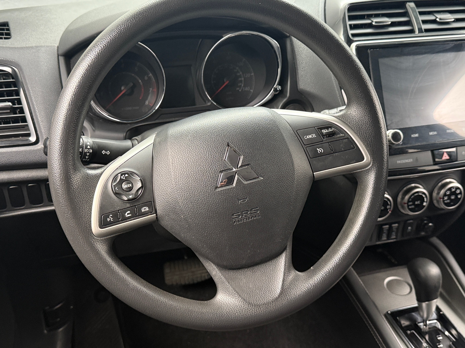 Thumbnail: 2020 Mitsubishi Outlander Sport - 5