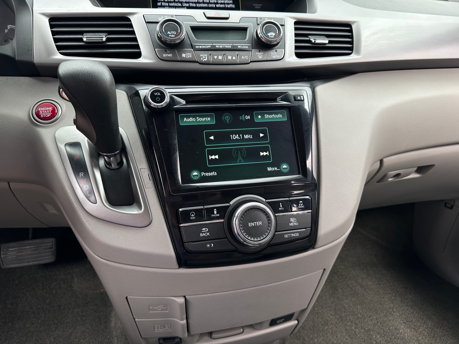Thumbnail: 2015 Honda Odyssey - 3