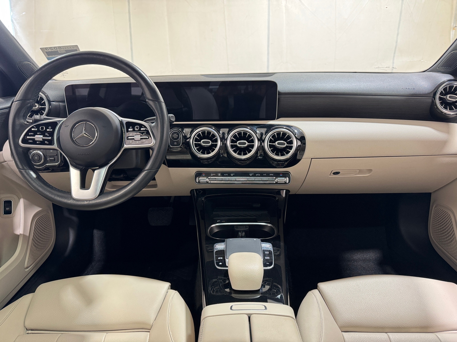 Thumbnail: 2019 Mercedes-Benz A-Class - 2