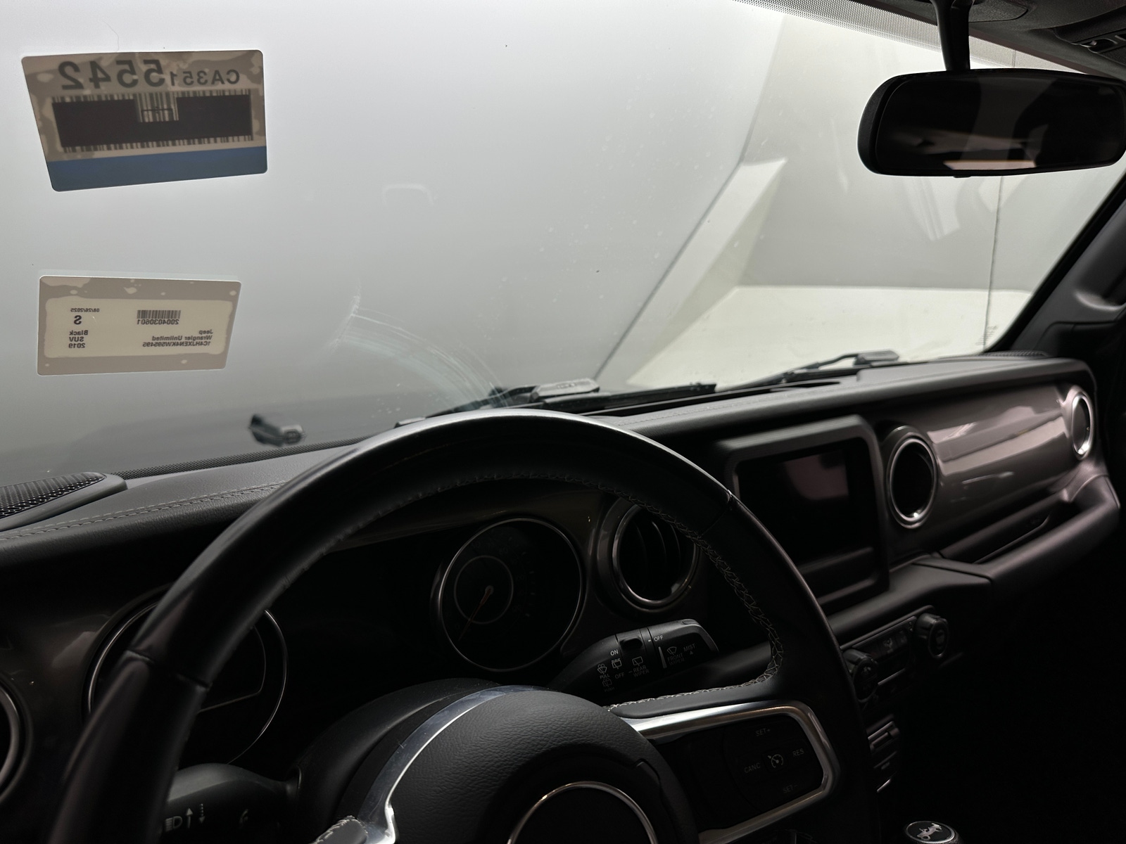 Thumbnail: 2019 Jeep Wrangler - 3