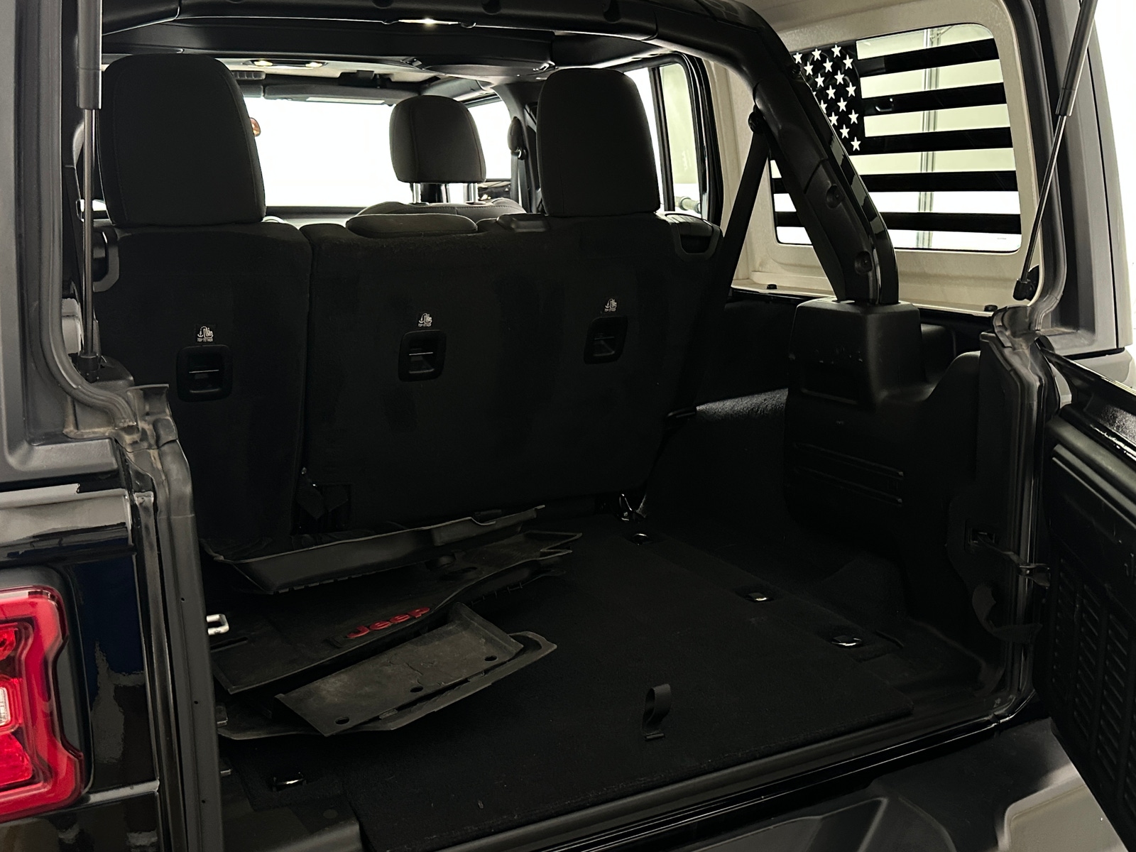 Thumbnail: 2019 Jeep Wrangler - 7